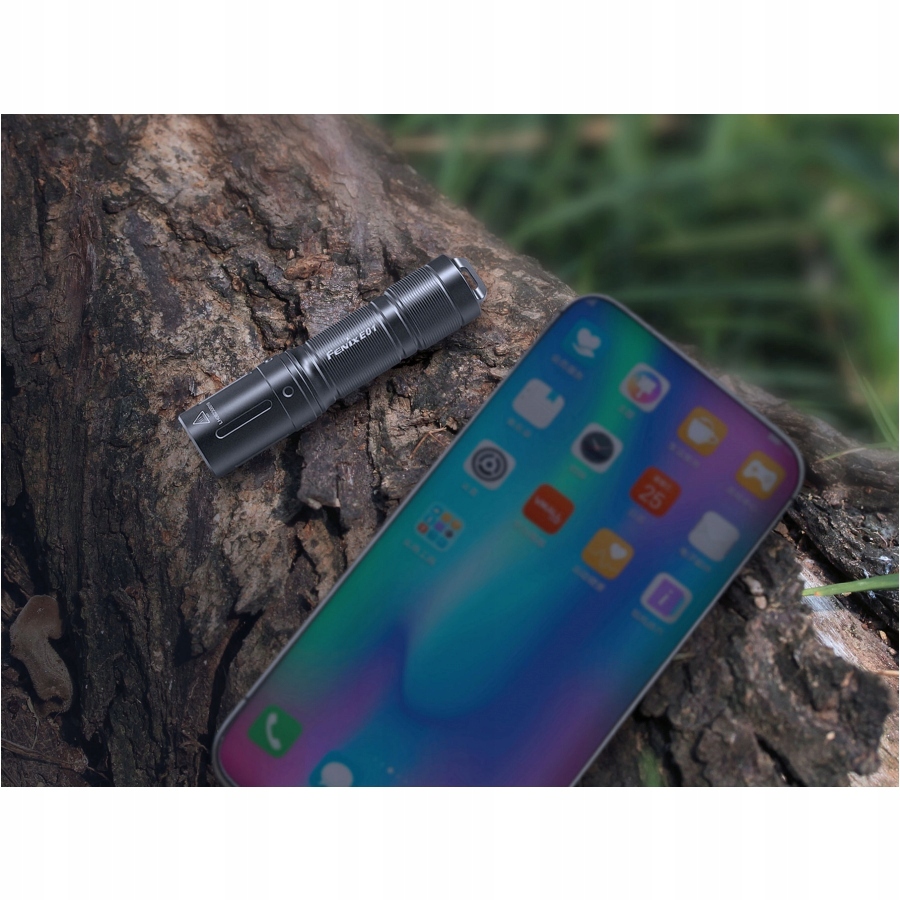 MINI LATARKA LEDOWA FENIX E01 V2.0 AAA - 100 LUMENÓW Marka Fenix