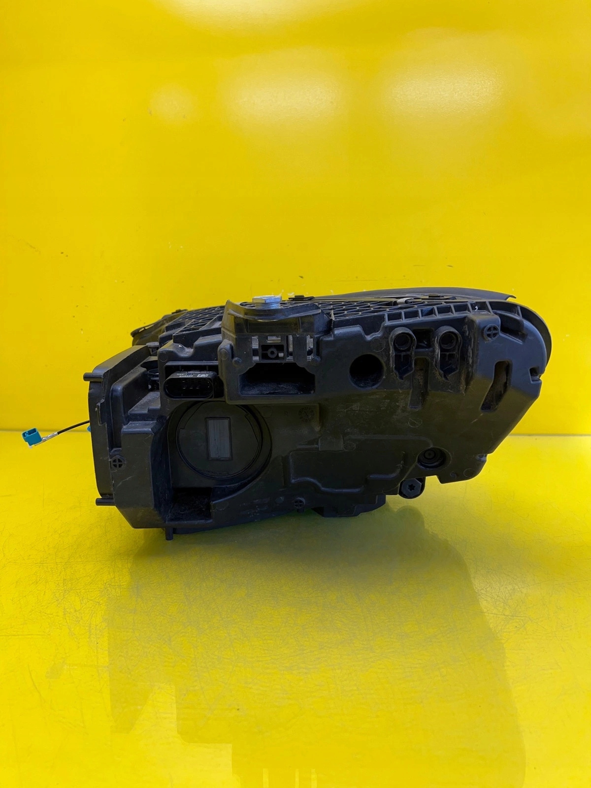 light right Mercedes EQE W295 A295 Full Led A2959062001