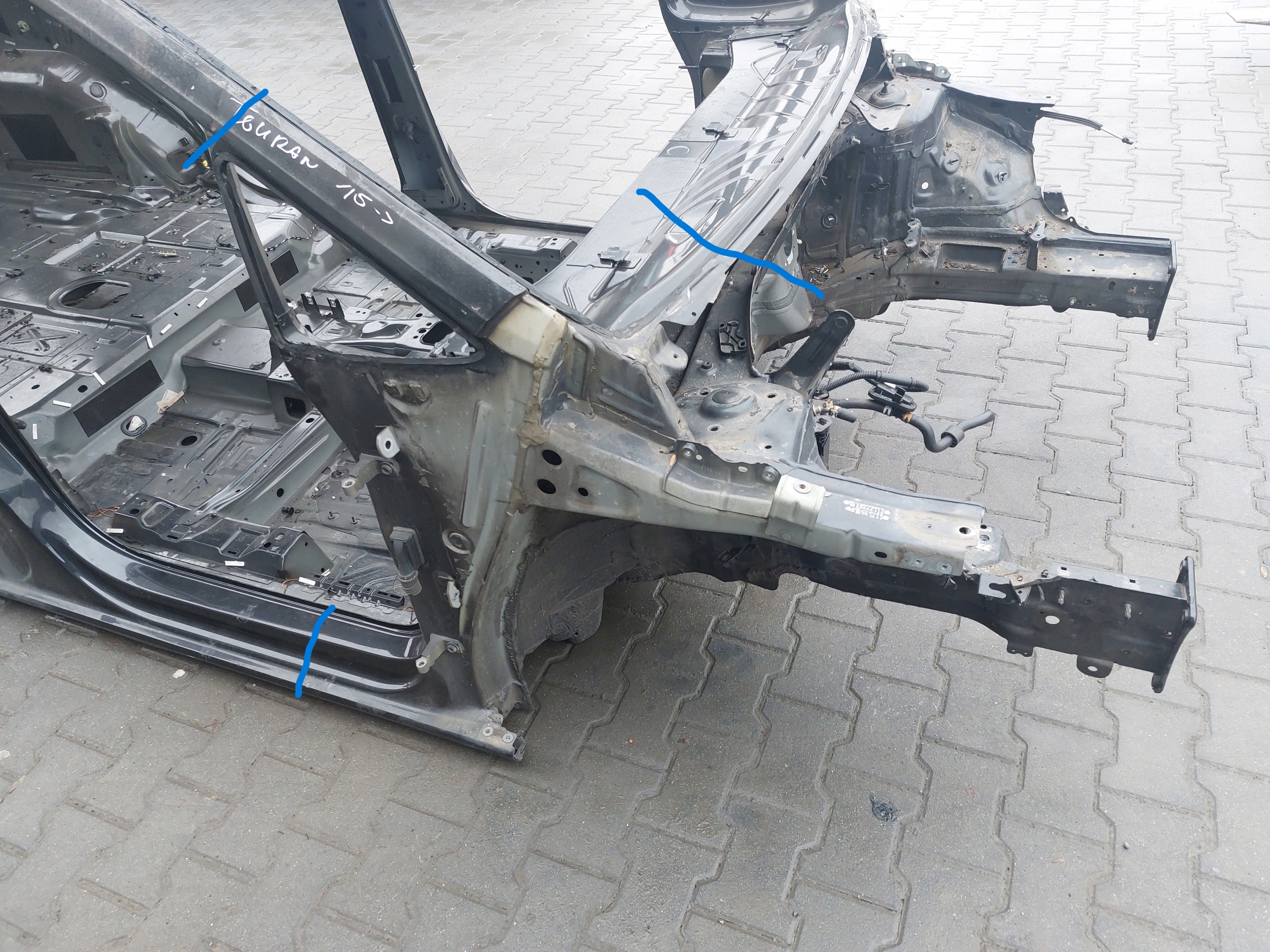 VW TOURAN II III 5TA 15r> quarter right front front LC9X