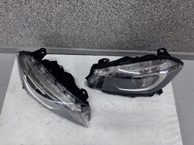 lights Mercedes A Klasa W176 Bi Xenon Led left right