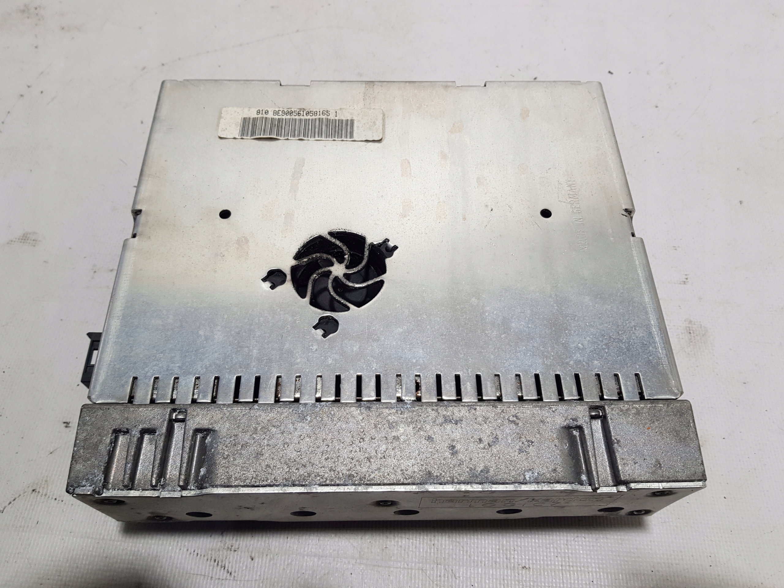 MERCEDES W211 CLS W219 amplifier HARMAN KARDON LOGIC7