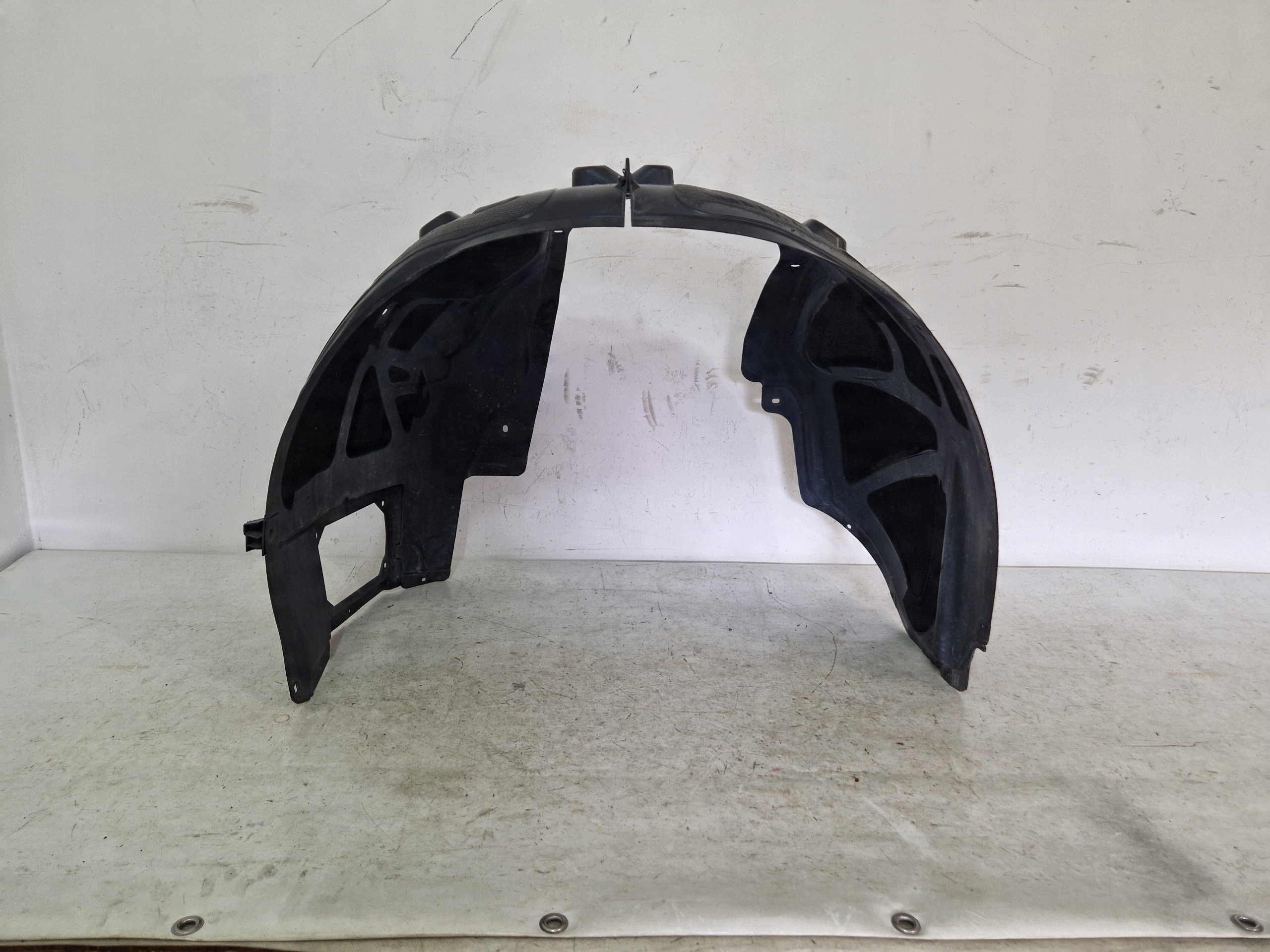 DODGE CHARGER 15- mudguard front left left front SRT HELLCAT 68223873AH