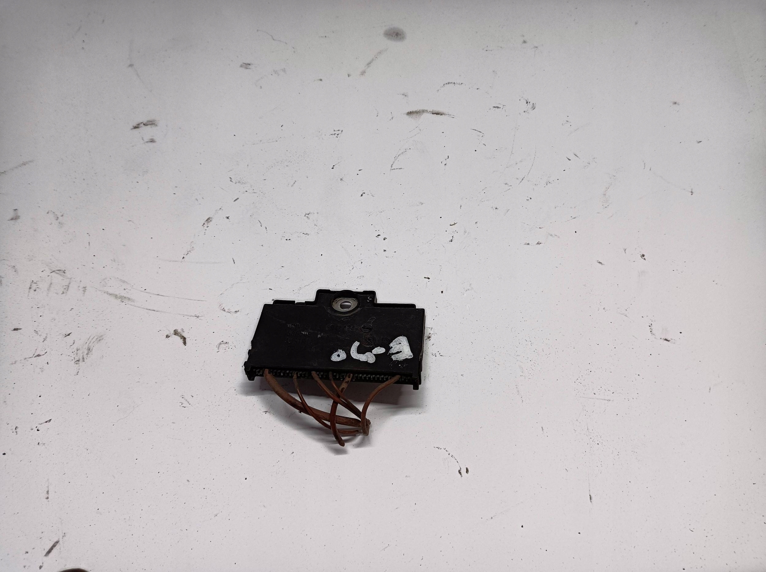 lišta masowa wiazki BMW 3 E90 E91 6941424