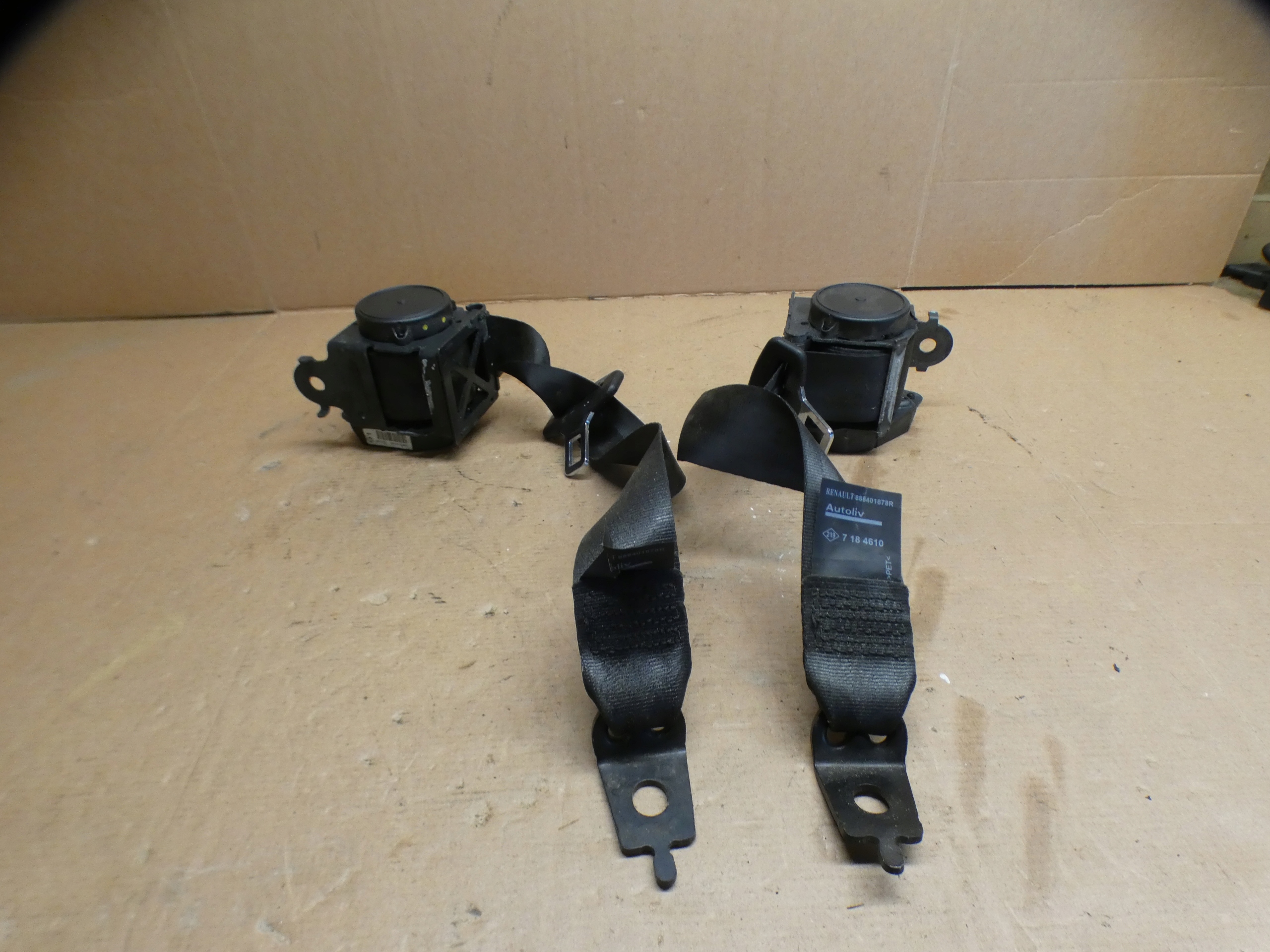 sicherheitsgurt hinten RENAULT CLIO IV 888401878R