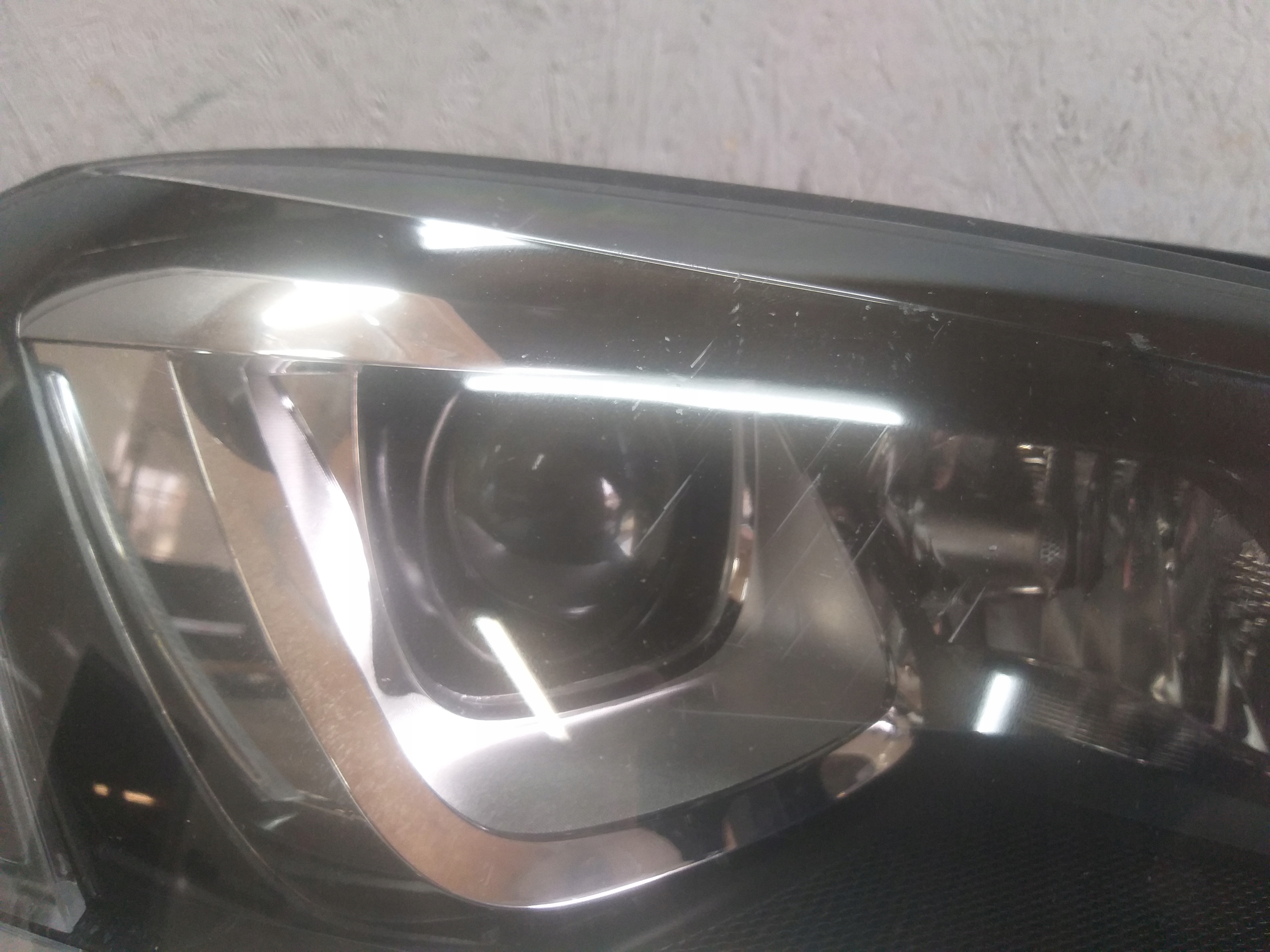 LAMPA PRZÓD PRAWA VW GOLF VII 7 XENON 5G1941032 Numer katalogowy części 5G1941032