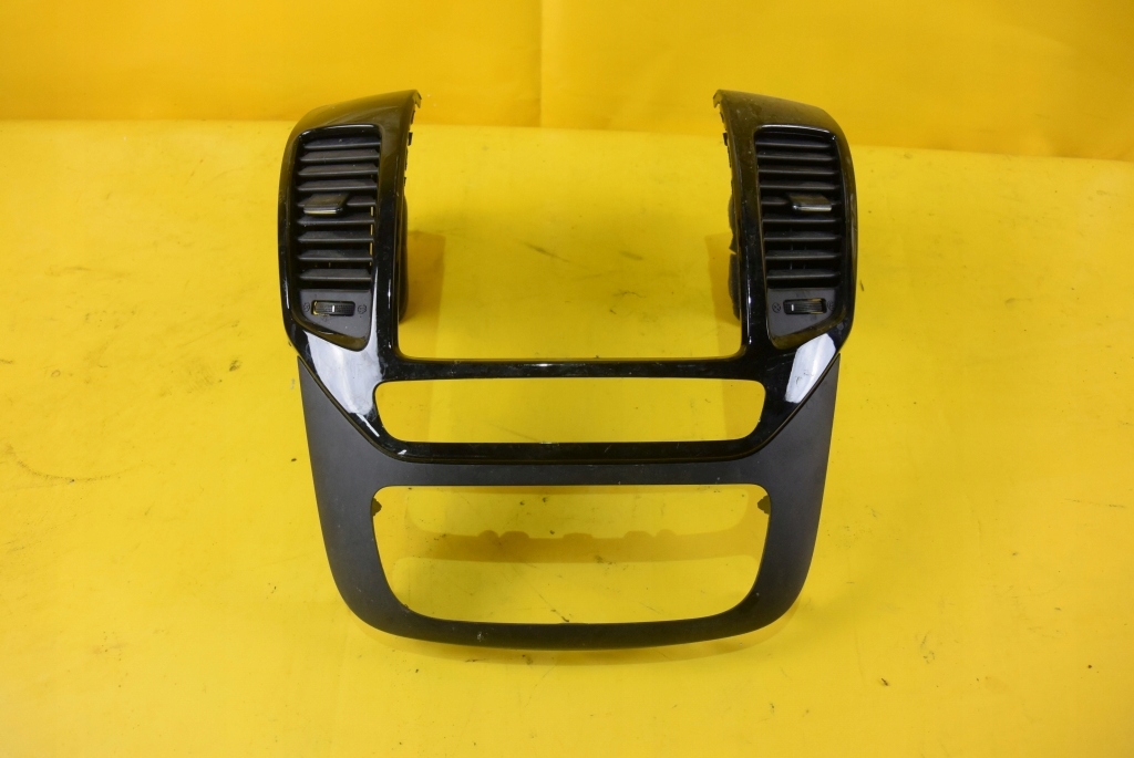 РАМКА КОНСОЛИ KIA VENGA LIFT 2016R 84710-1P600