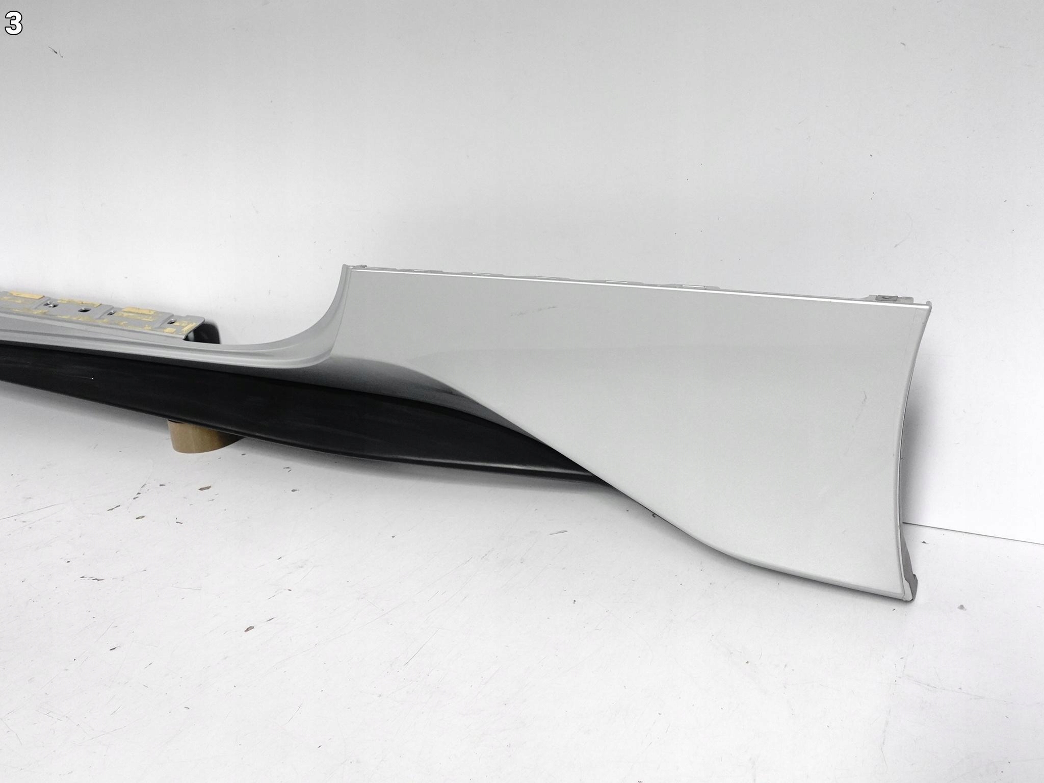 FERRARI 488 PISTA SPIDER 18-20 threshold moulding cap left