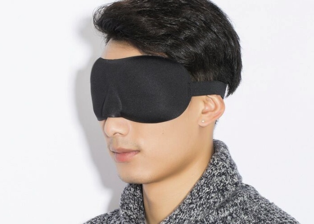 MASKA OPASKA NA OCZY SPANIE Wzór dominujący bez wzoru