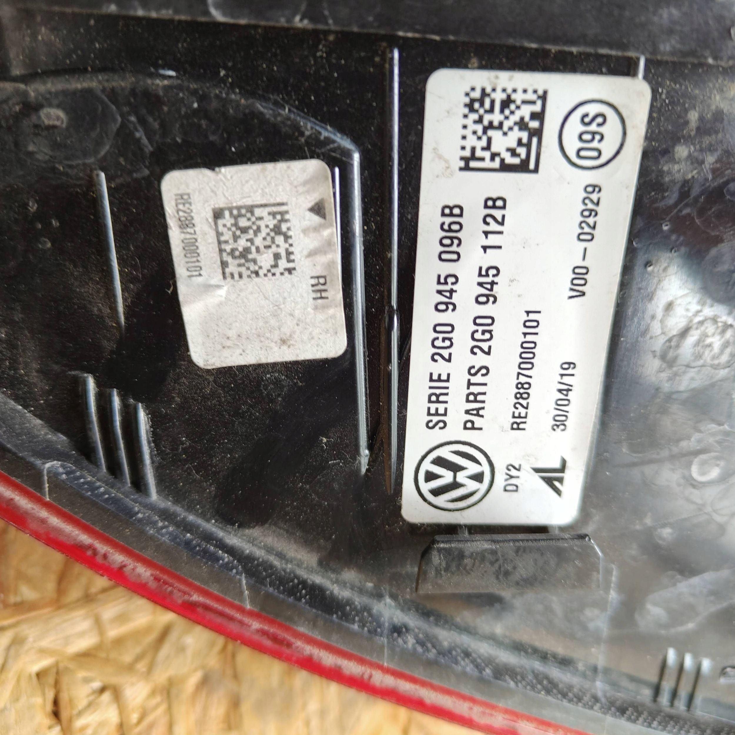 light rear rear part side right Volkswagen Polo VI 2G0945096B