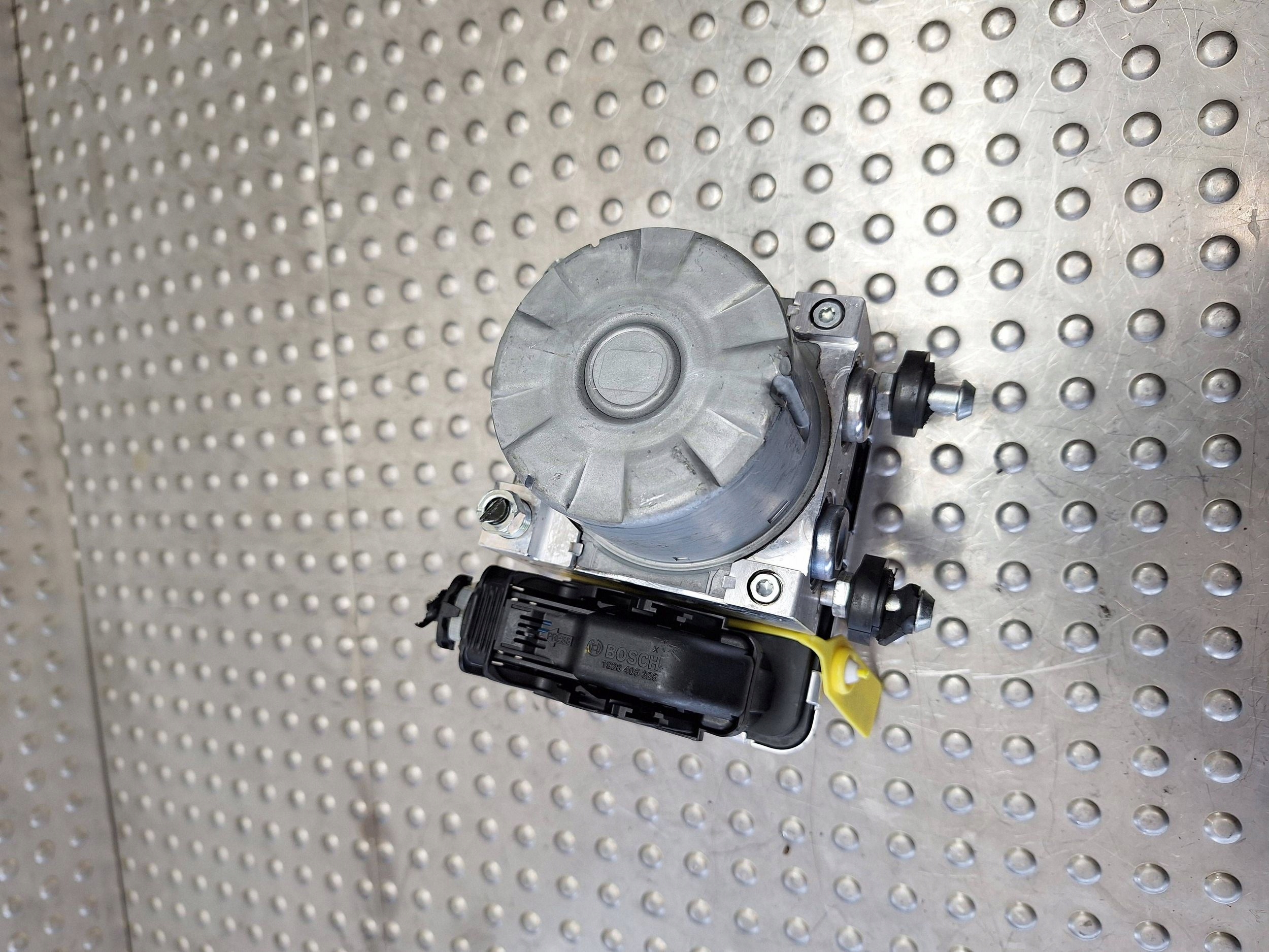 pump control unit ABS 4670B674 MITSUBISHI OUTLANDER SPORT RVR ASX