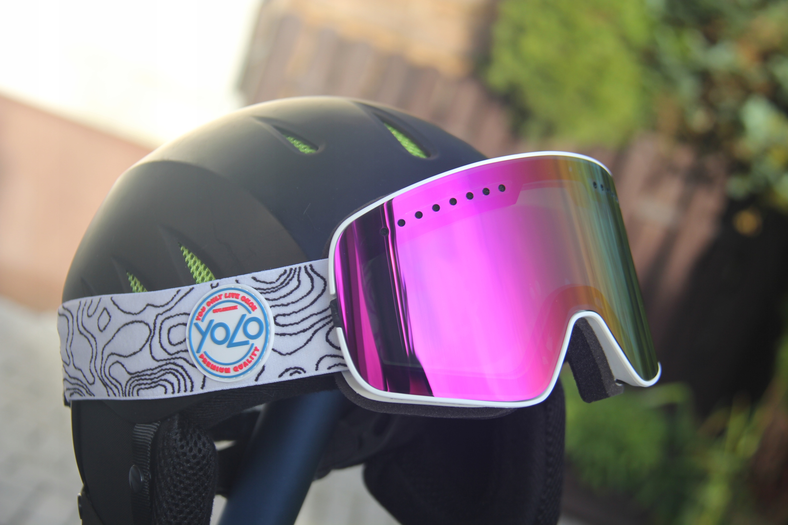 GOGLE NARCIARSKIE POLARYZACYJNE YOLO ZESTAW 2 SZYBY RÓŻOWE SEZON 2024/2025 Typ ochrony filtr UV-400 kat. 3