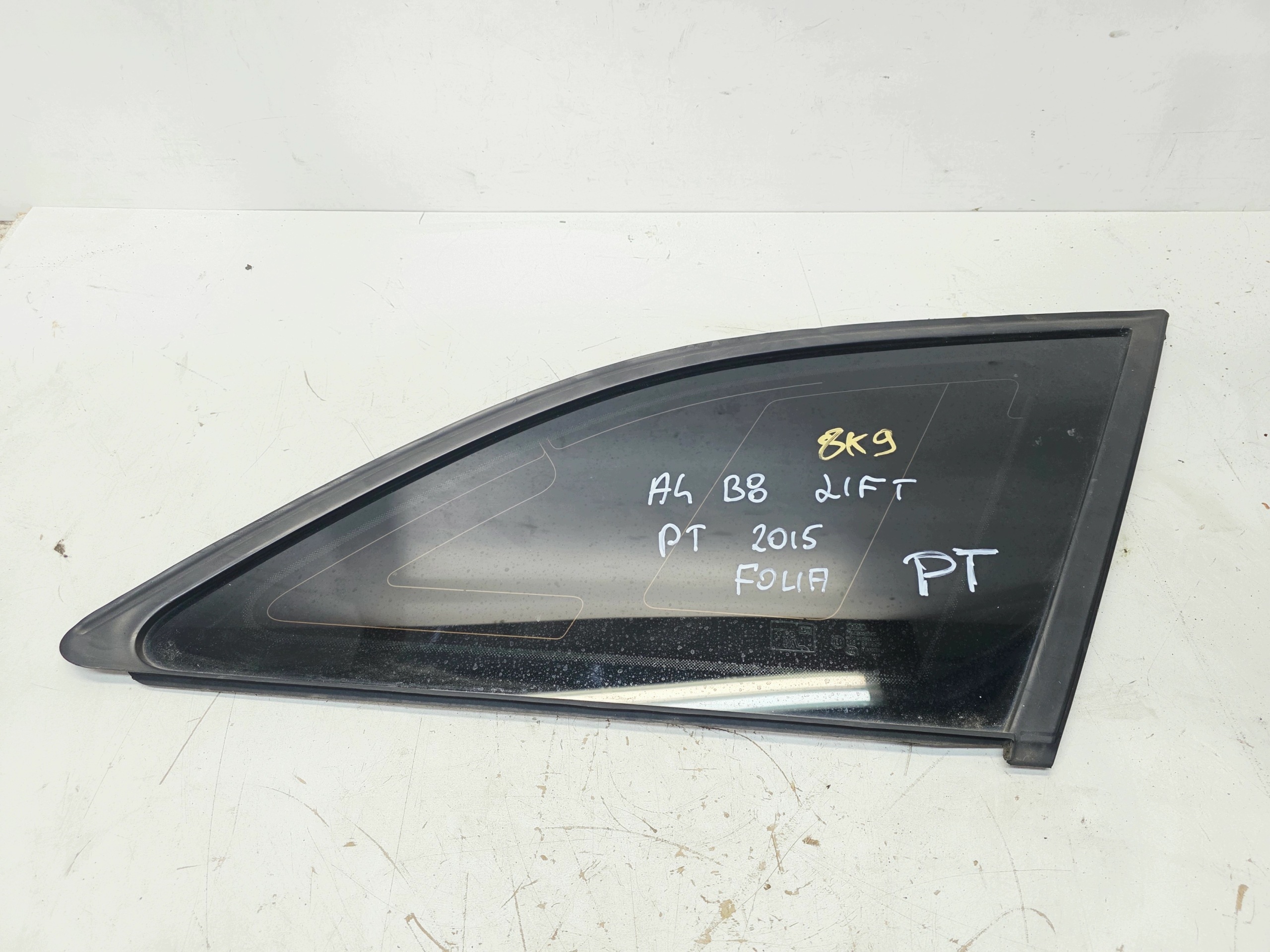 okno karoserie pravý záď AUDI A4 B8 LIFT 8K9 AVANT CHROM 2015 rok