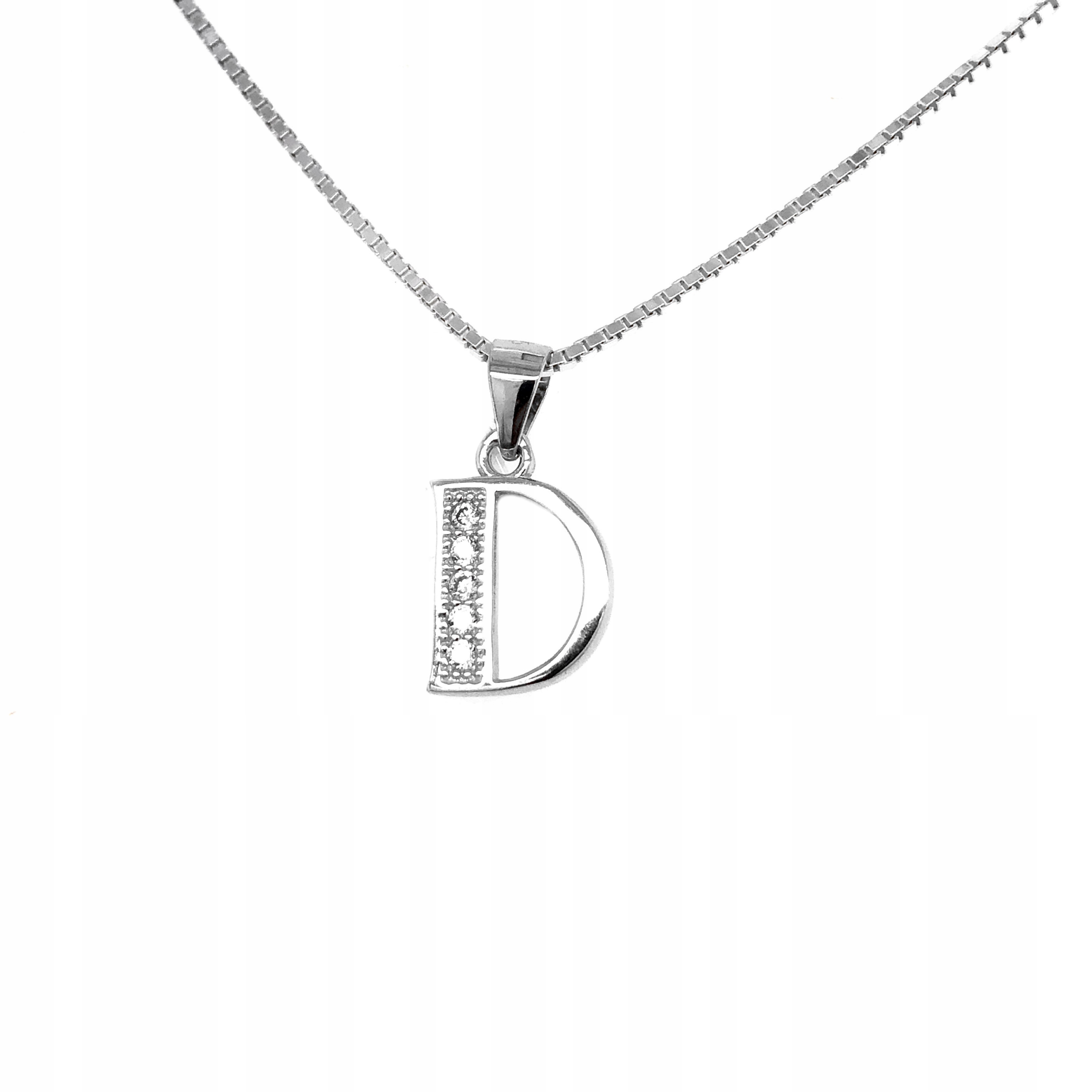 Stříbrný písmenko „D“ s přívěskem
