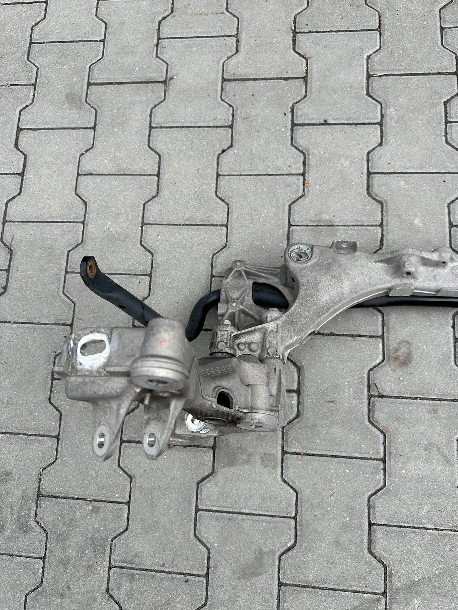 Porsche 911 991.2 3.0 DCH 4S 9P1505105B axle beam rear. sider 99133115210