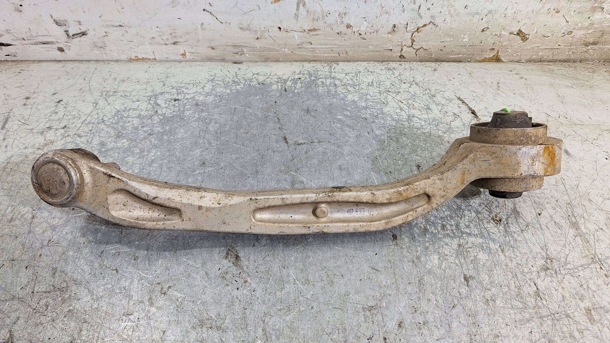 arm left front 4F0407693G AUDI A6 C6