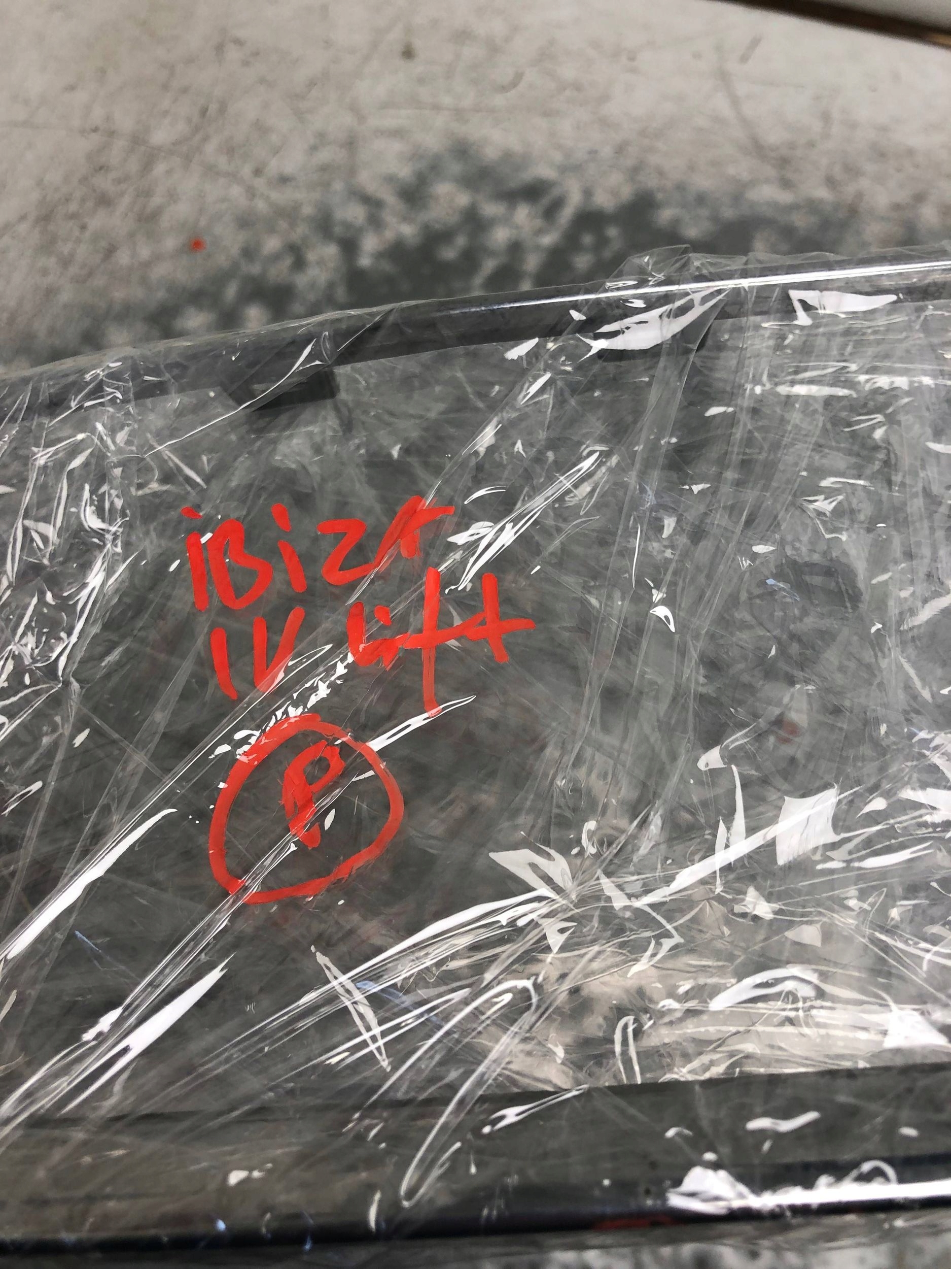 frame CHROM GRILLA SEAT IBIZA IV LIFT 6J0854643B