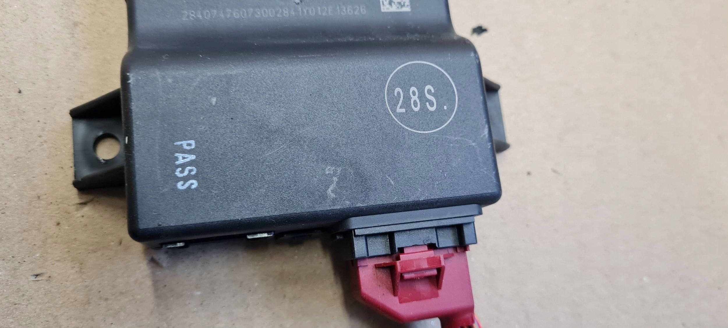 A5 8T LIFT module control unit GATEWAY 8R0907468N A4 B8 Q5 8R