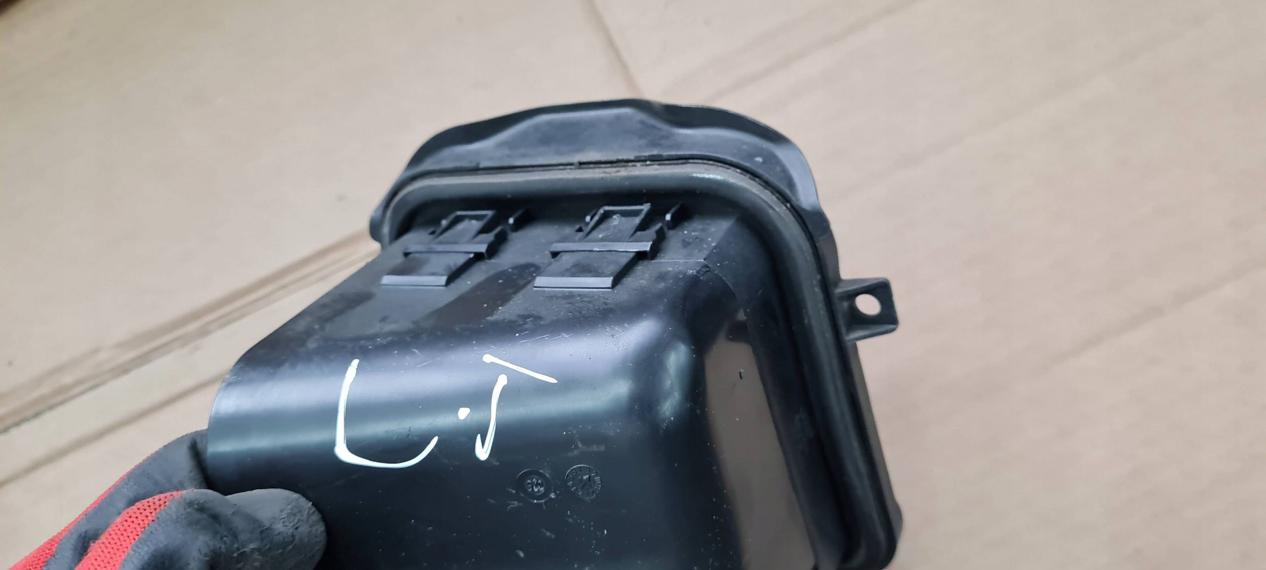 A7 4G S7 grid WENTYLACYJNA boot left rear part 4G8819301