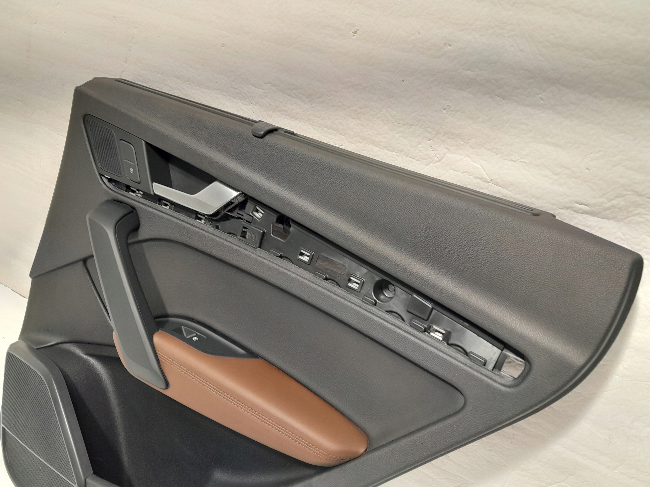 AUDI Q5 80A upholstery side door right rear part blinds 80A867488