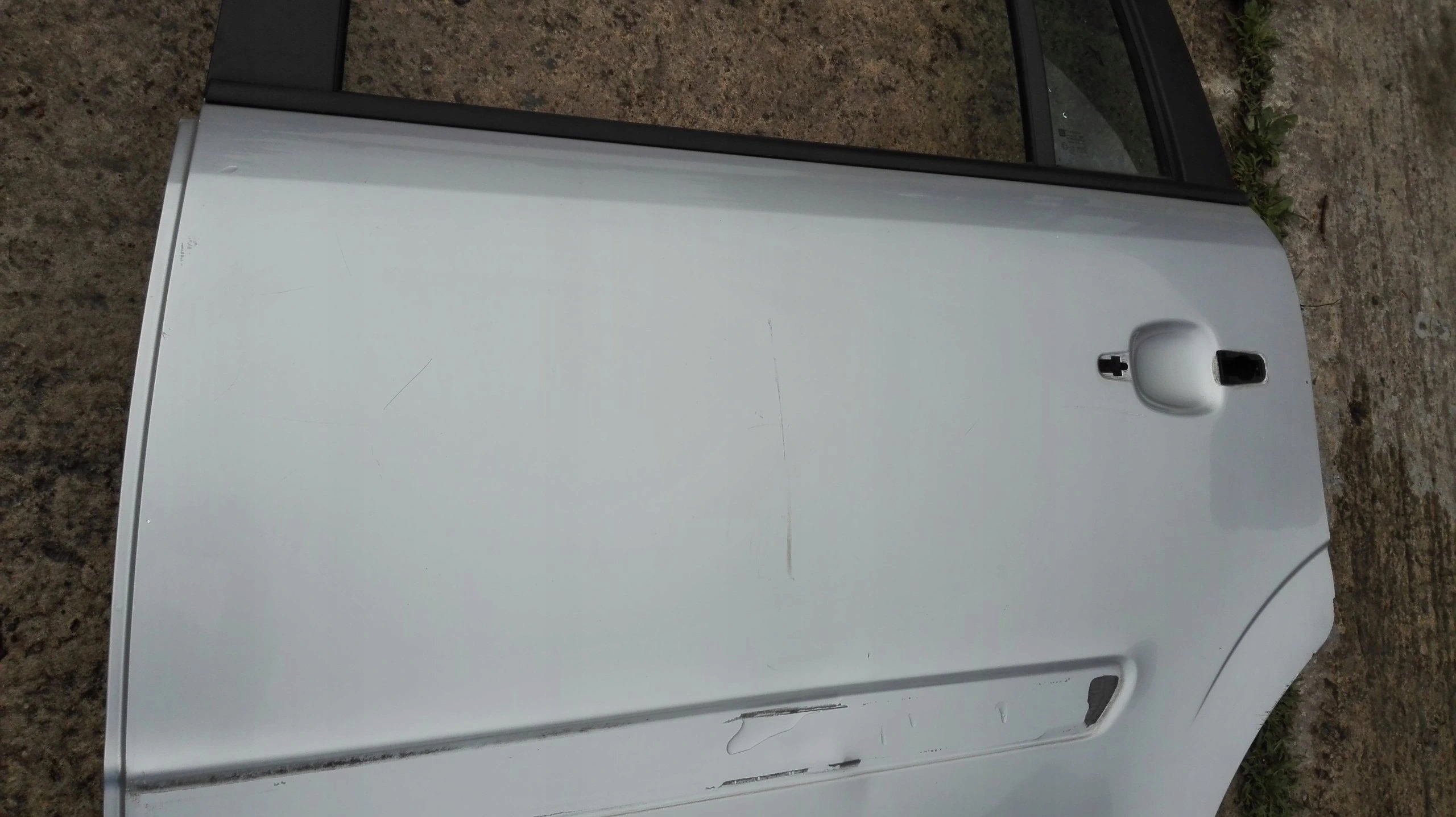 OPEL ZAFIRA B Z 157 right front and right left rear part