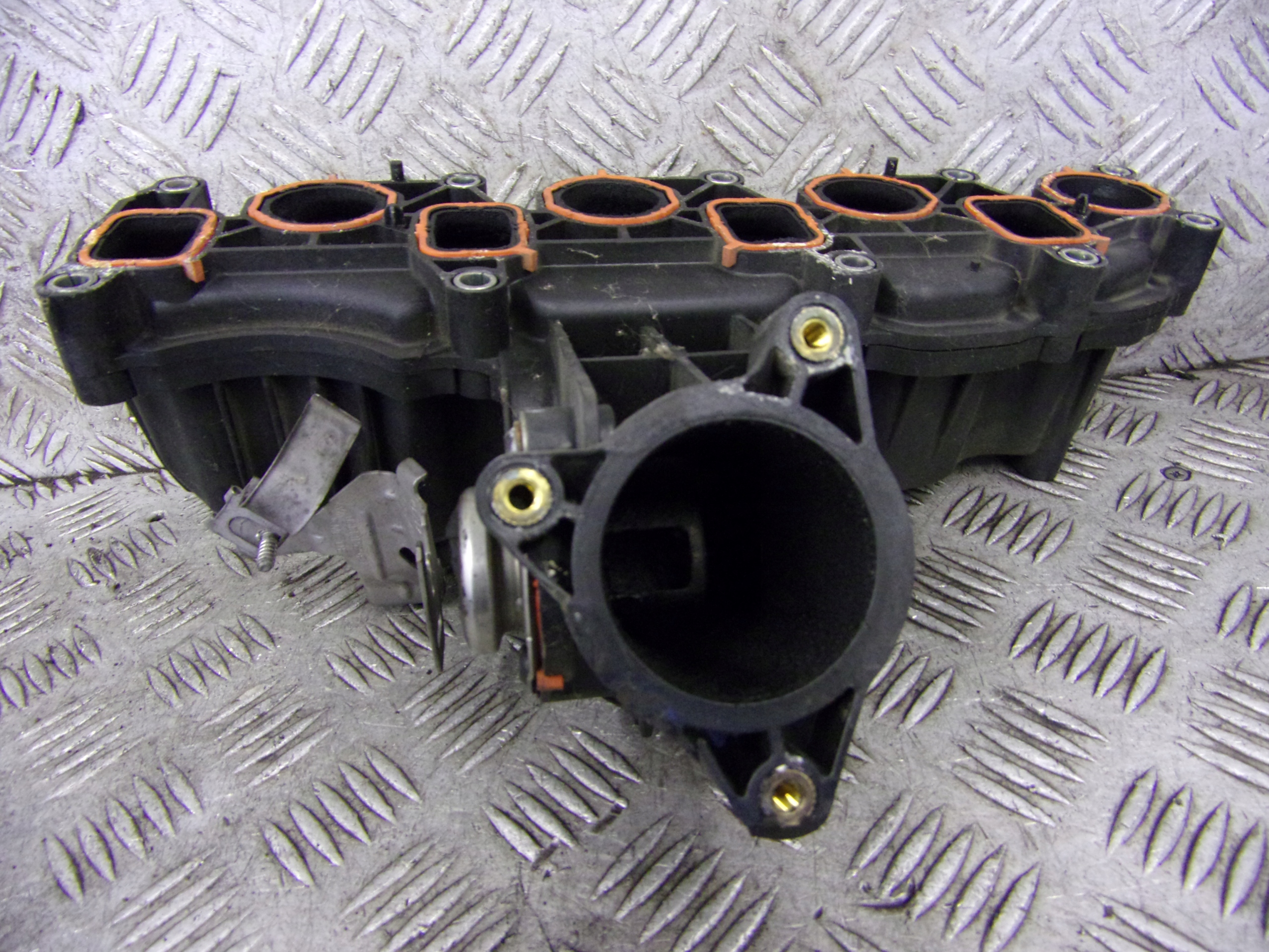 intake manifold SKODA OCTAVIA 2 03L129711E 1.6 TDI