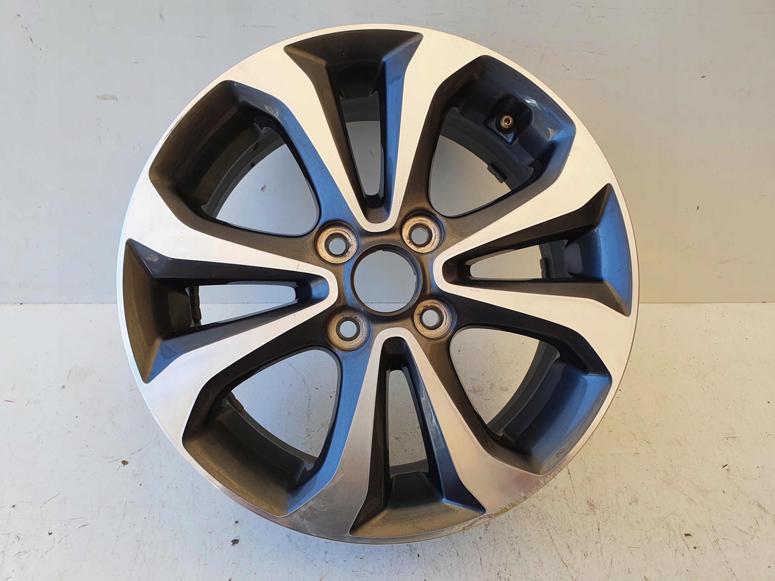 HYUNDAI I10 I20 FELGAjx15 Et53 52910-B9300