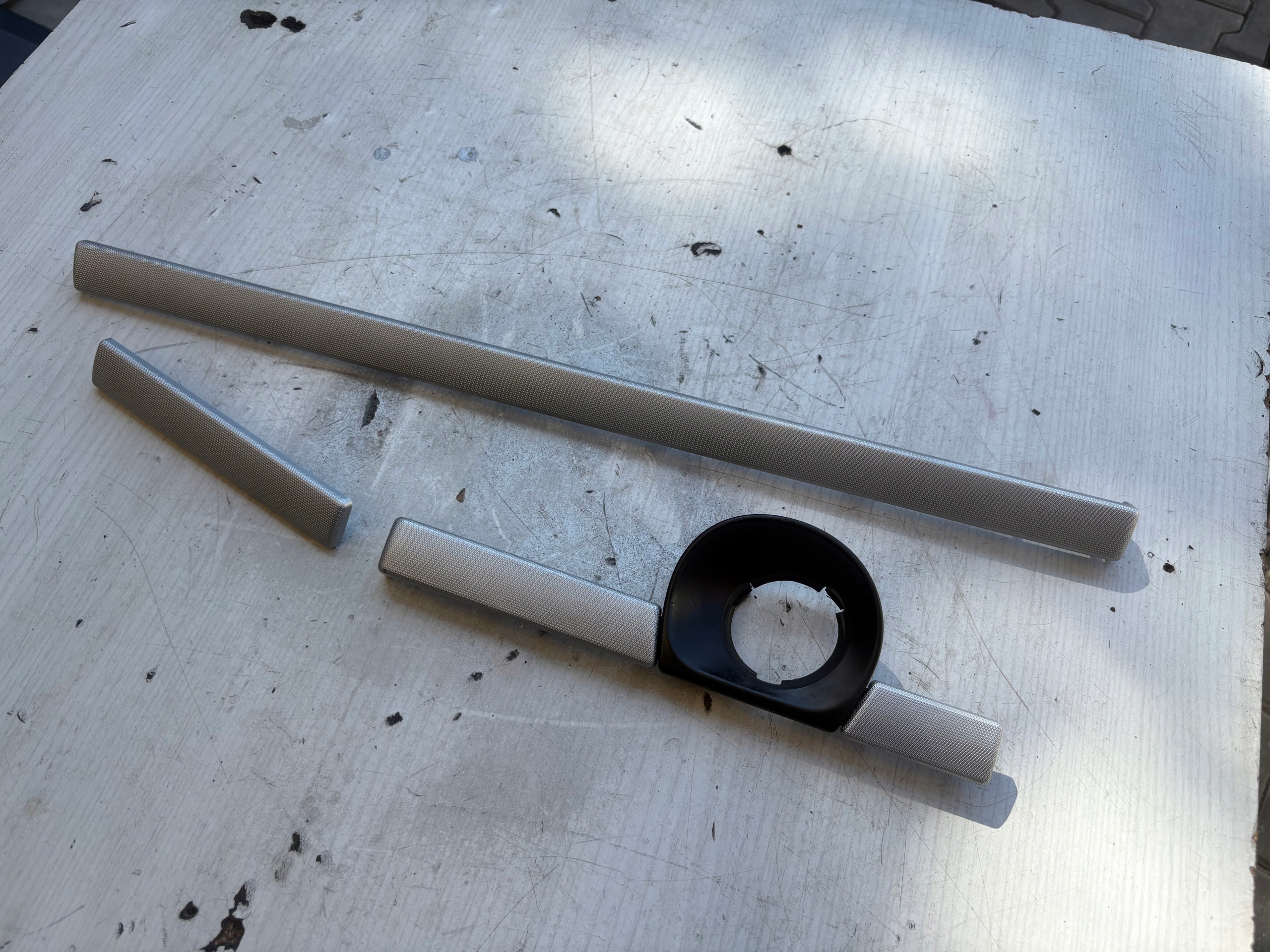 Porsche OE 7L5857222 running board dekory dekorow silver cayenne 02-10