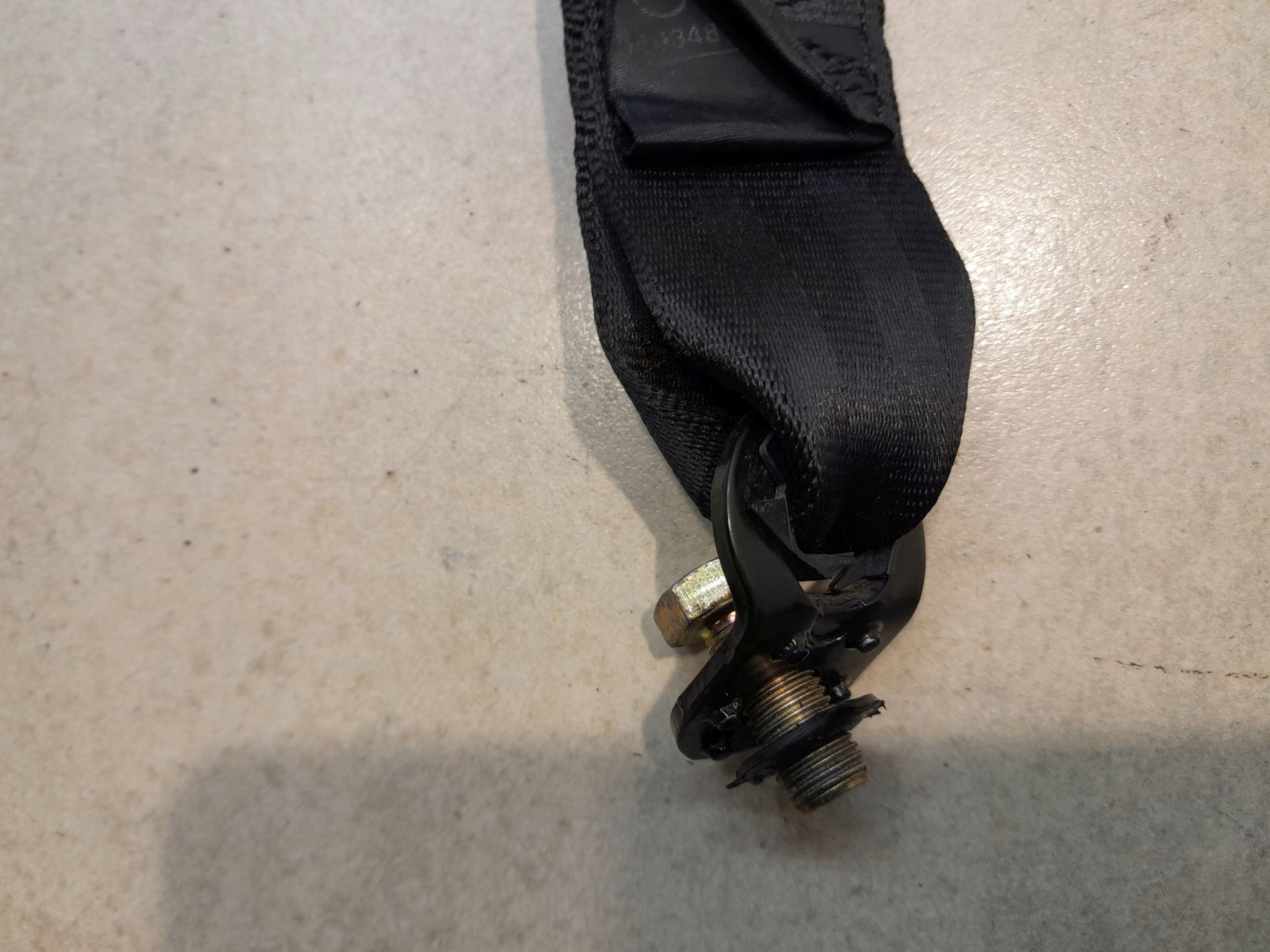 Gurten BEZPECZENSTWA links heck AUDI A4 B6 8E5857805D