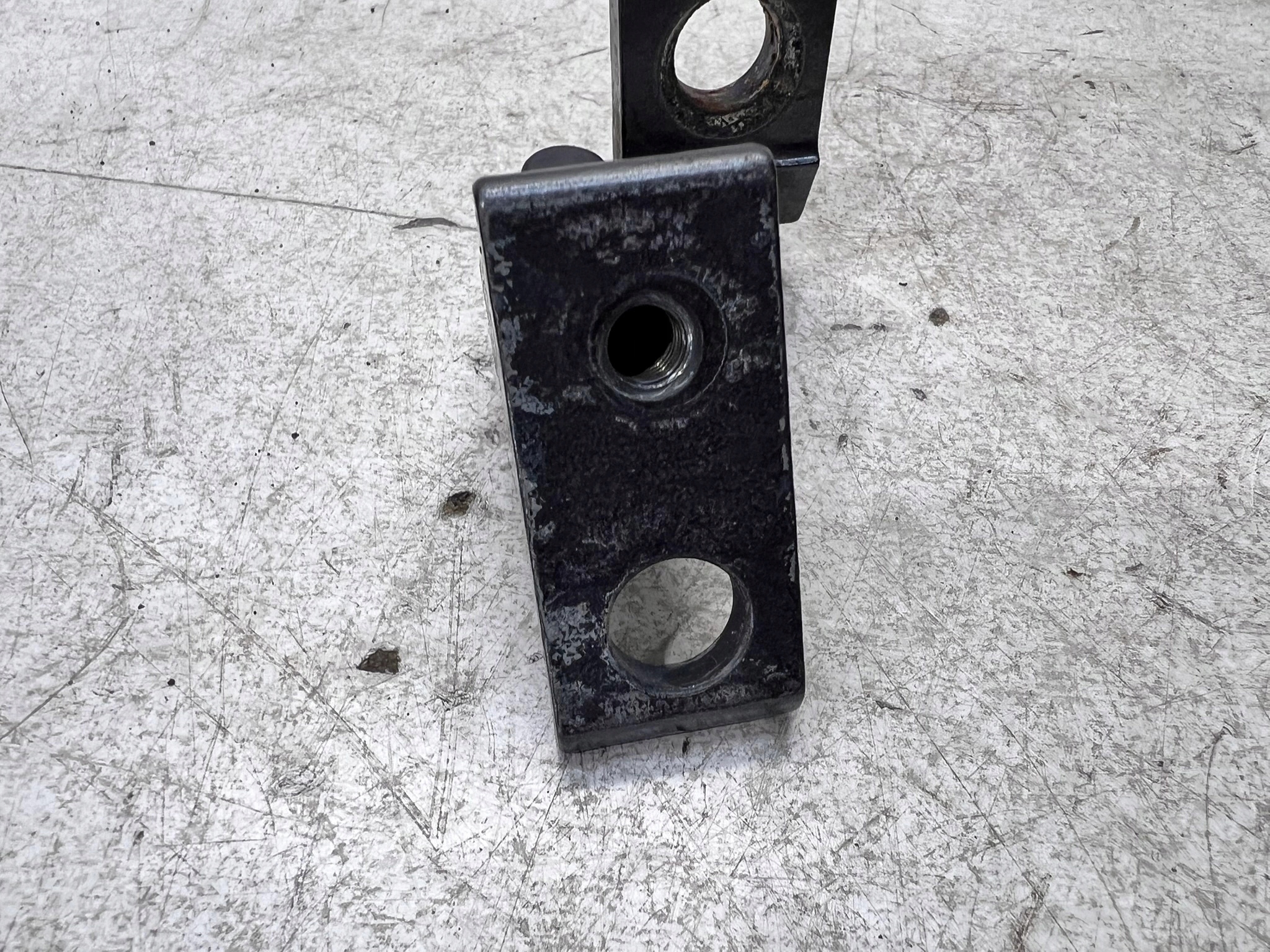 hinge door left lower AUDI Q7 4M 8S0833403A