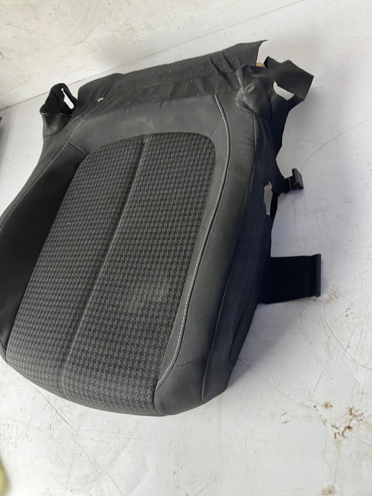 SIEDZISKO seat PEUGEOT 308 T9 LIFT left front