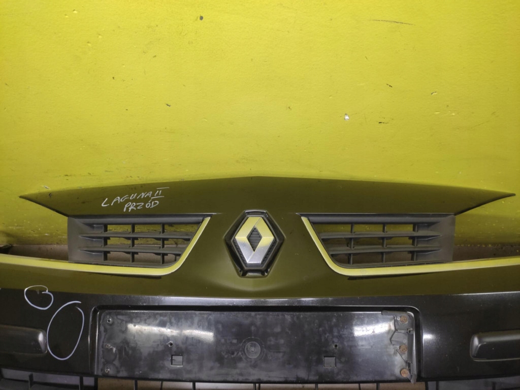RENAULT LAGUNA II bumper front