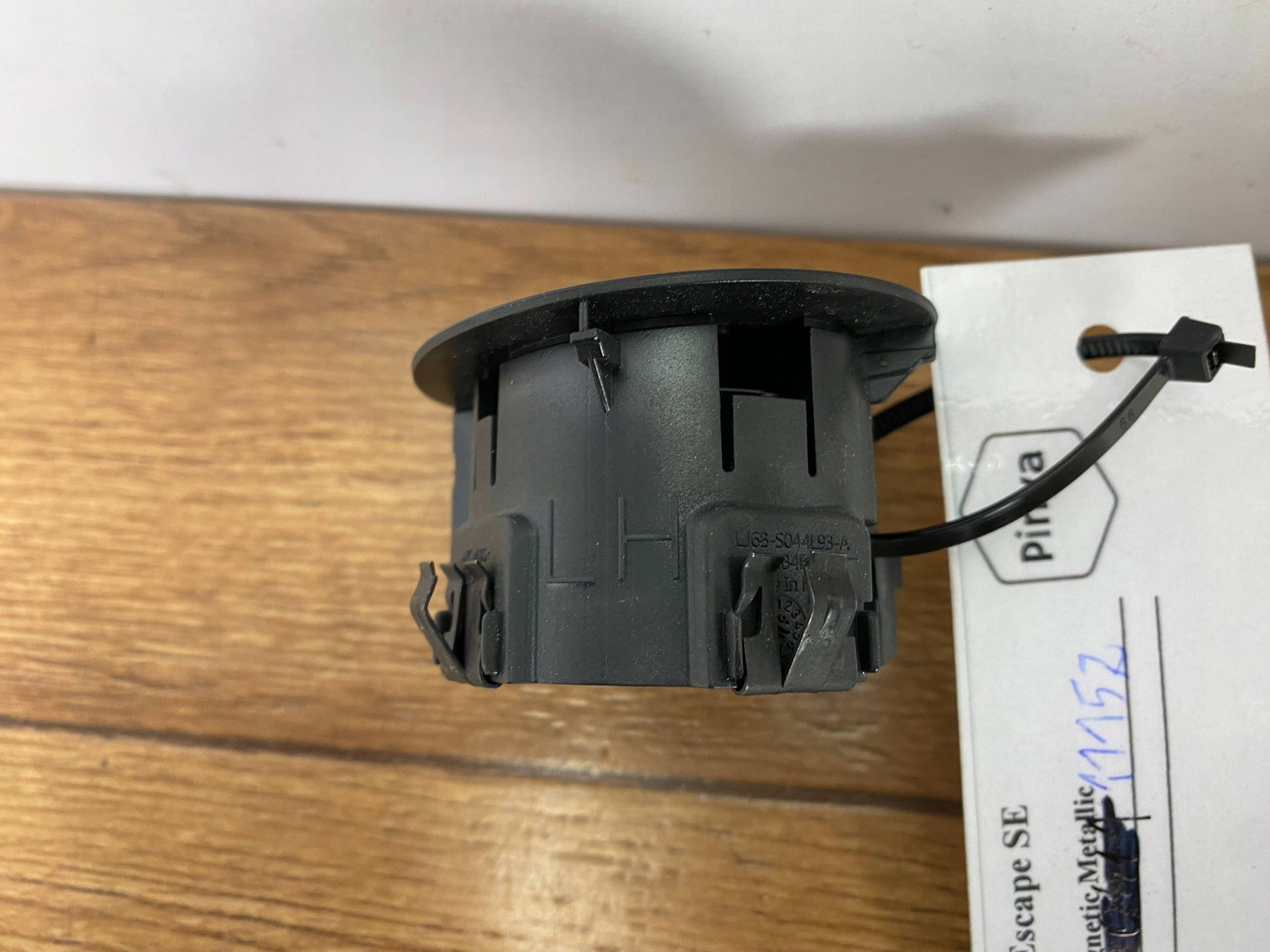 speaker centralny Ford Escape IV Kuga MK3 2020+