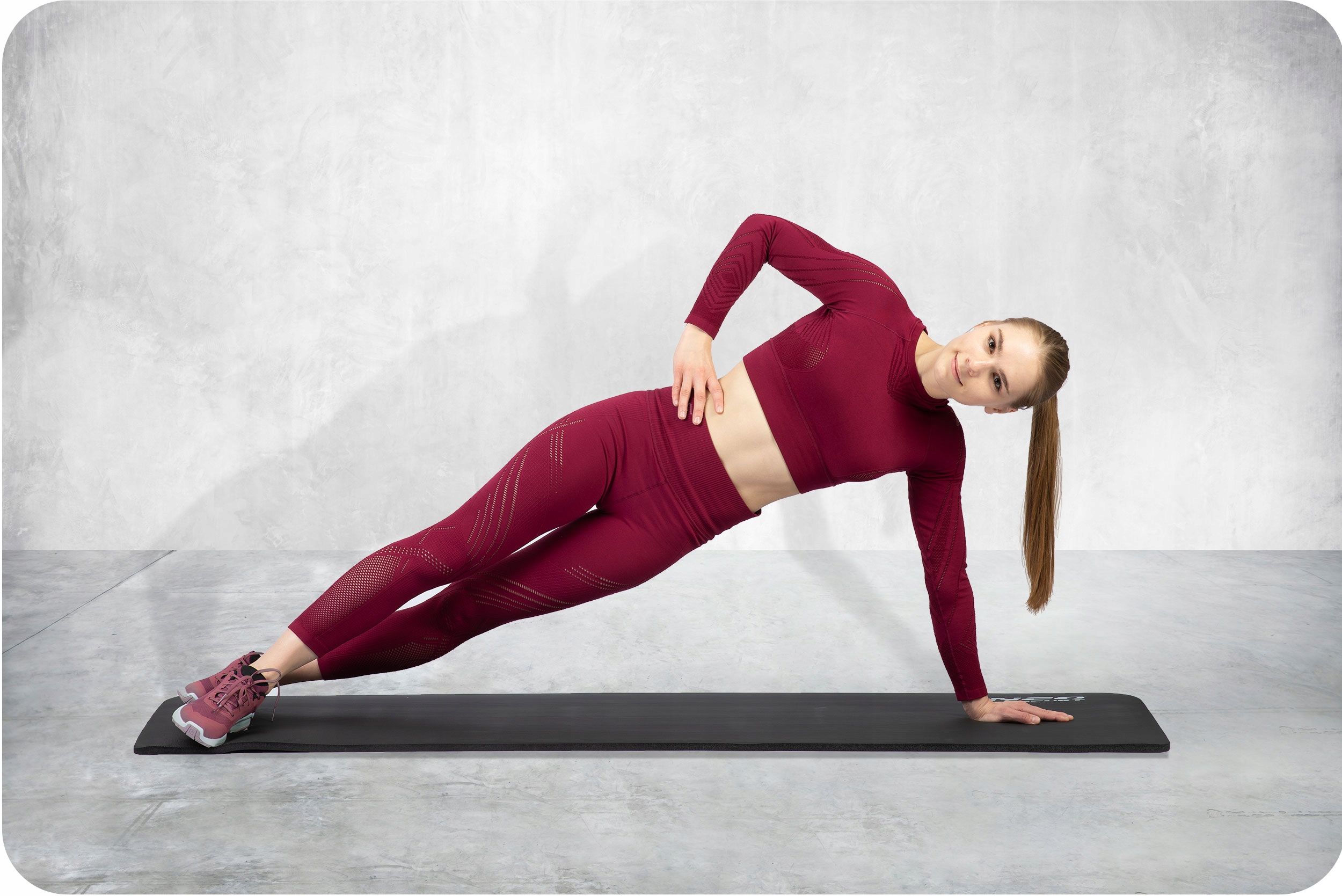DUŻA MATA DO ĆWICZEŃ JOGI YOGA FITNESS GRUBA 1,5cm Model NS-923