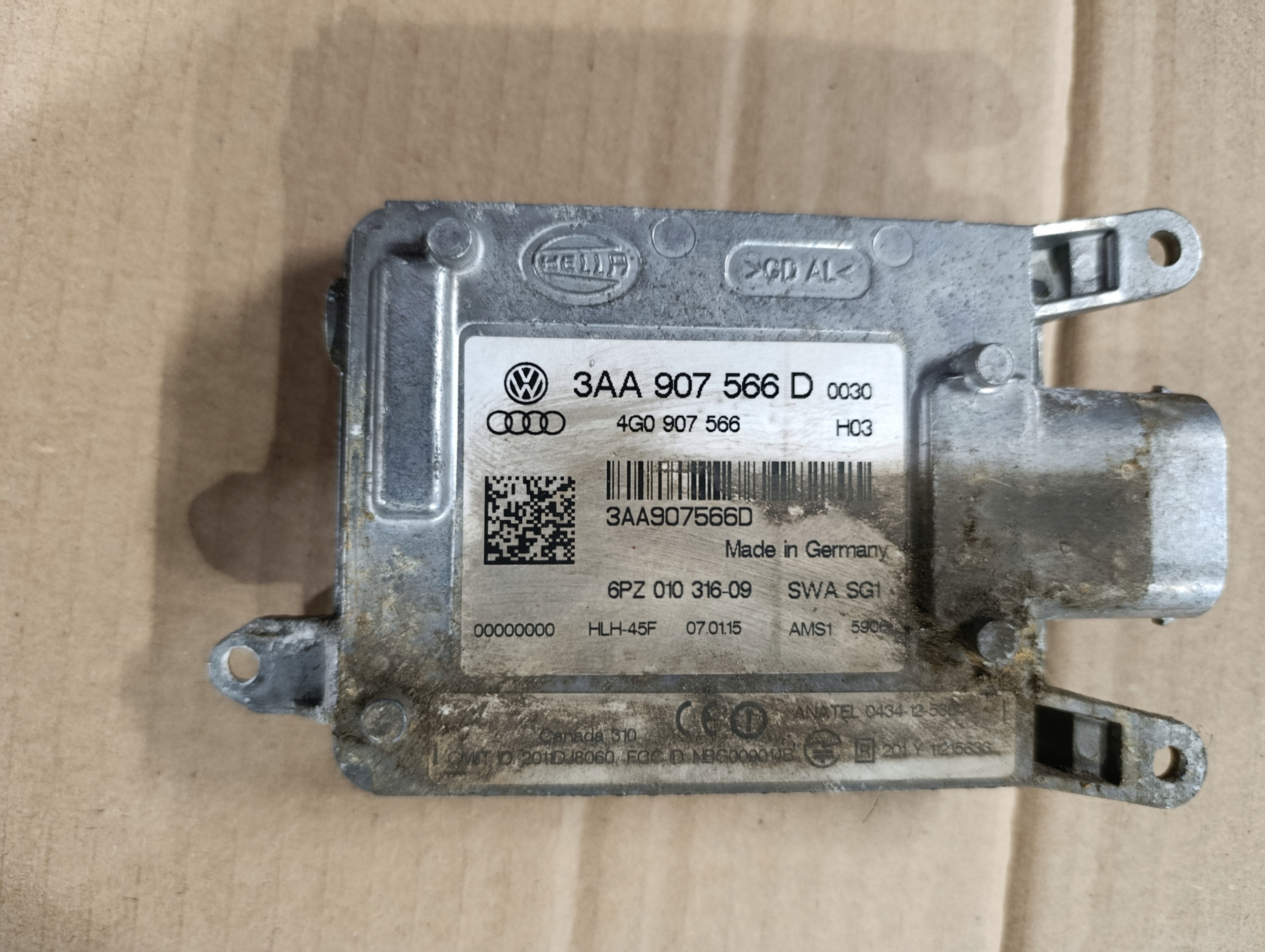 vw Passat CC ассистент полосы движения 3AA907566D
