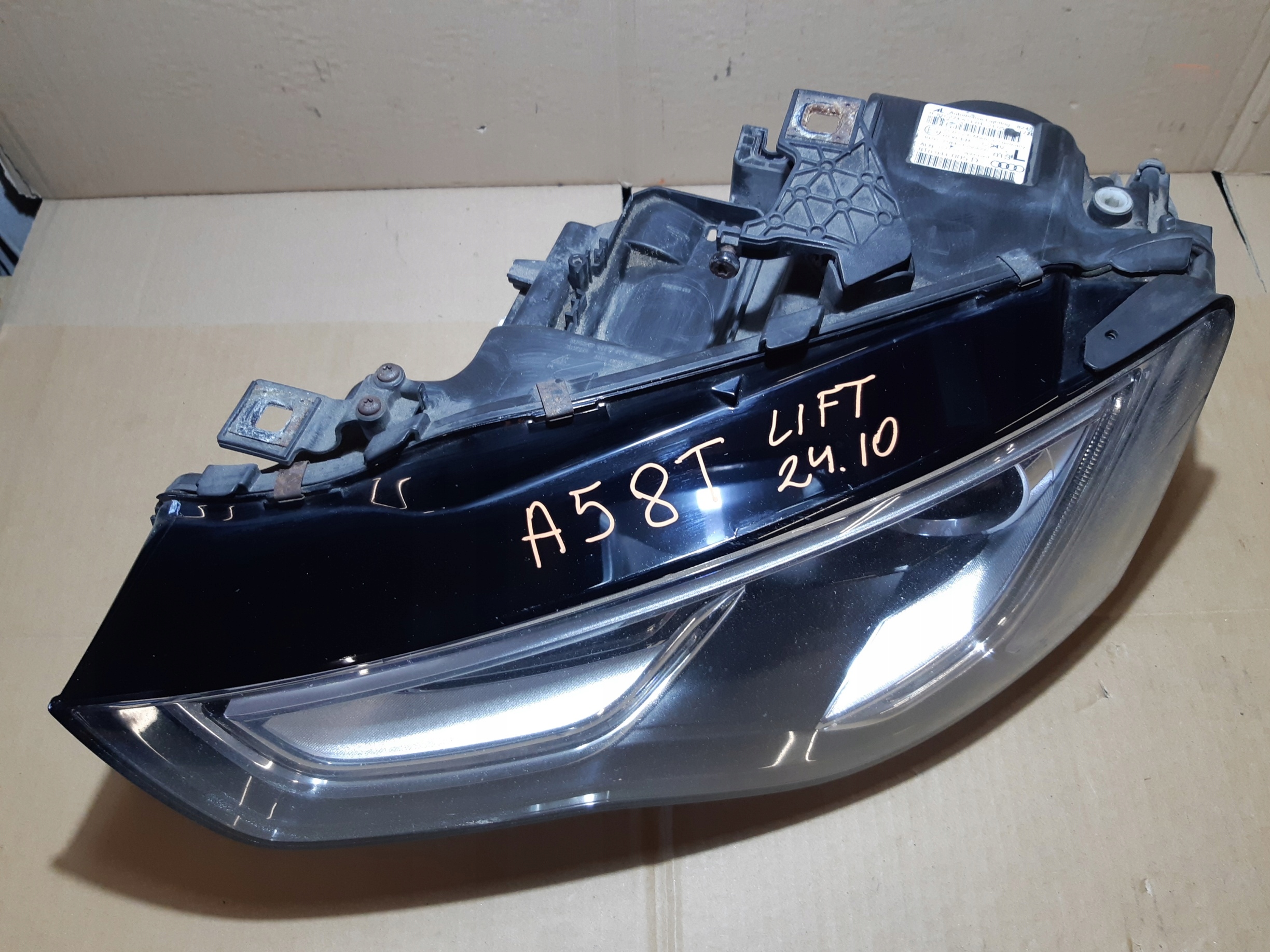 AUDI A5 8T LIFT light left front BIXENON 8T0941005D
