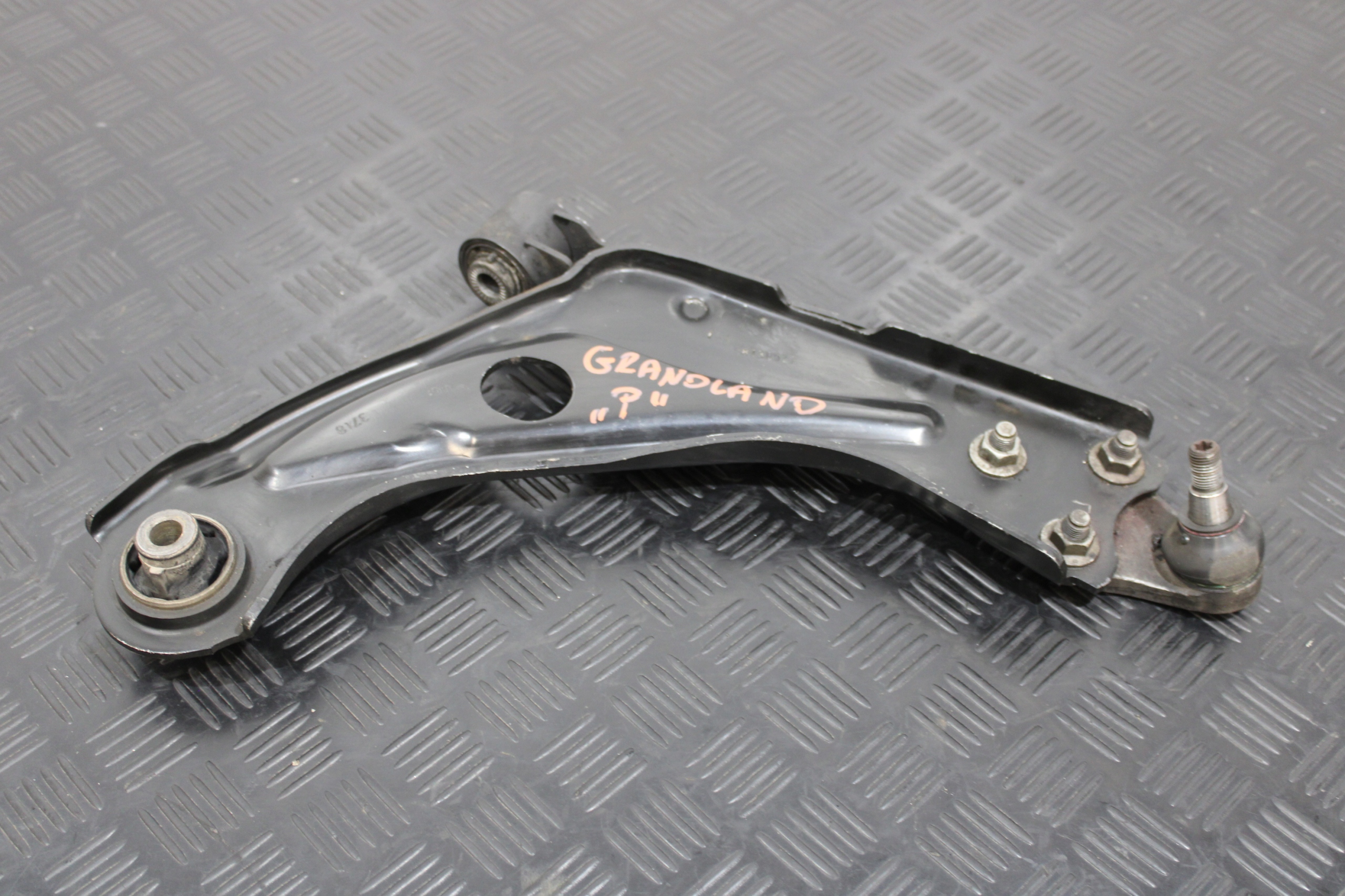 arm right front front OPEL GRANDLAND X