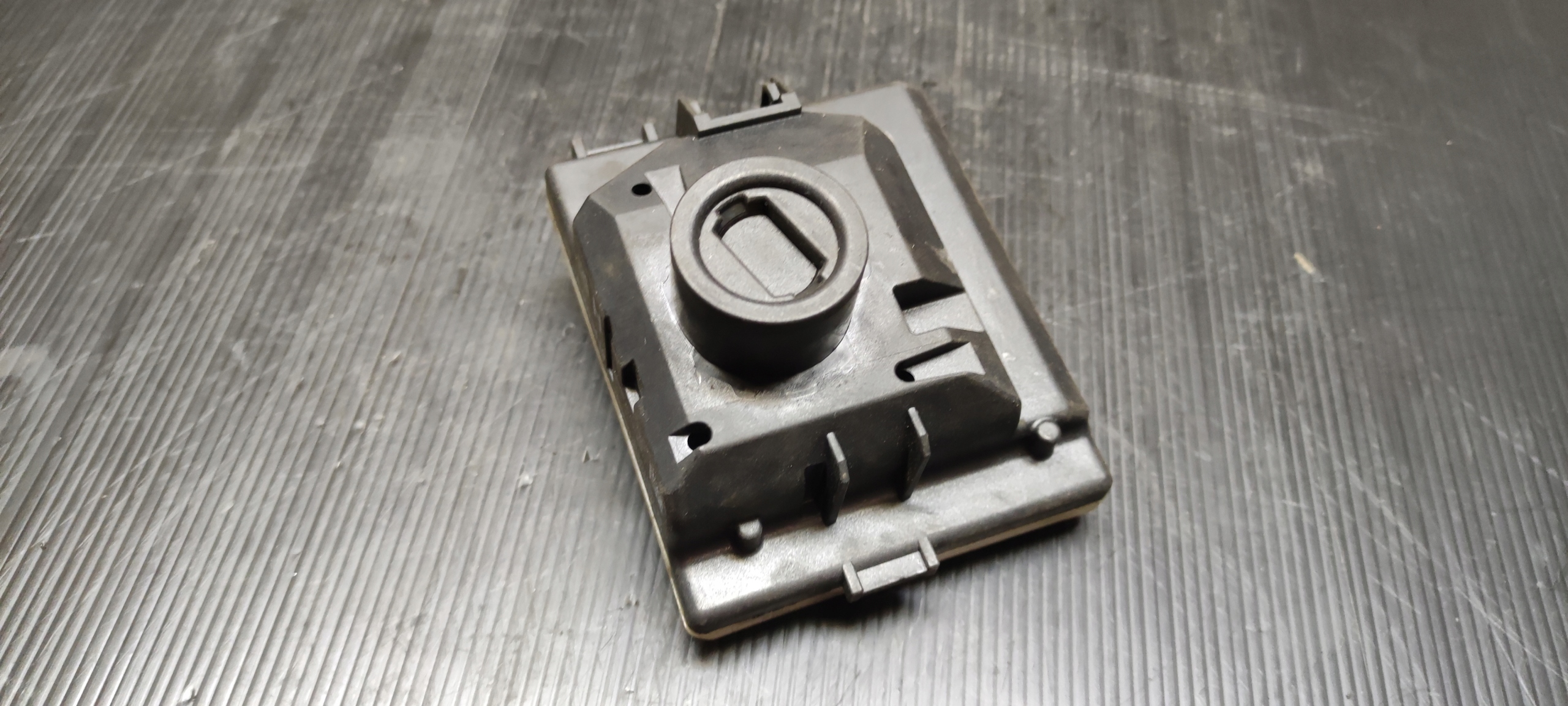 MERCEDES W205 ключ запалювання A2059003419