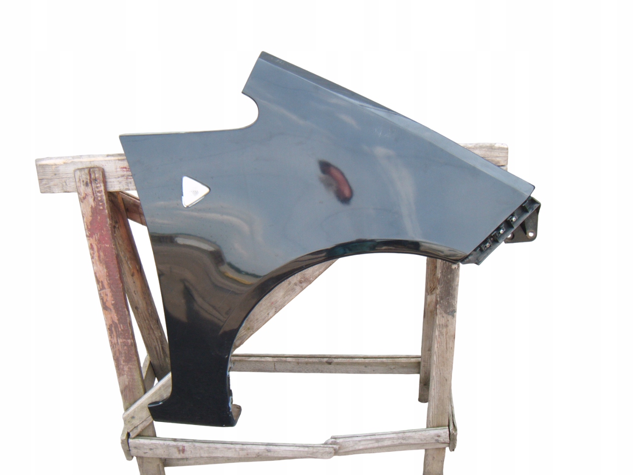 MITSUBISHI COLT 6 VI 5D 04- BŁOTNIK PRAWY PRZÓD