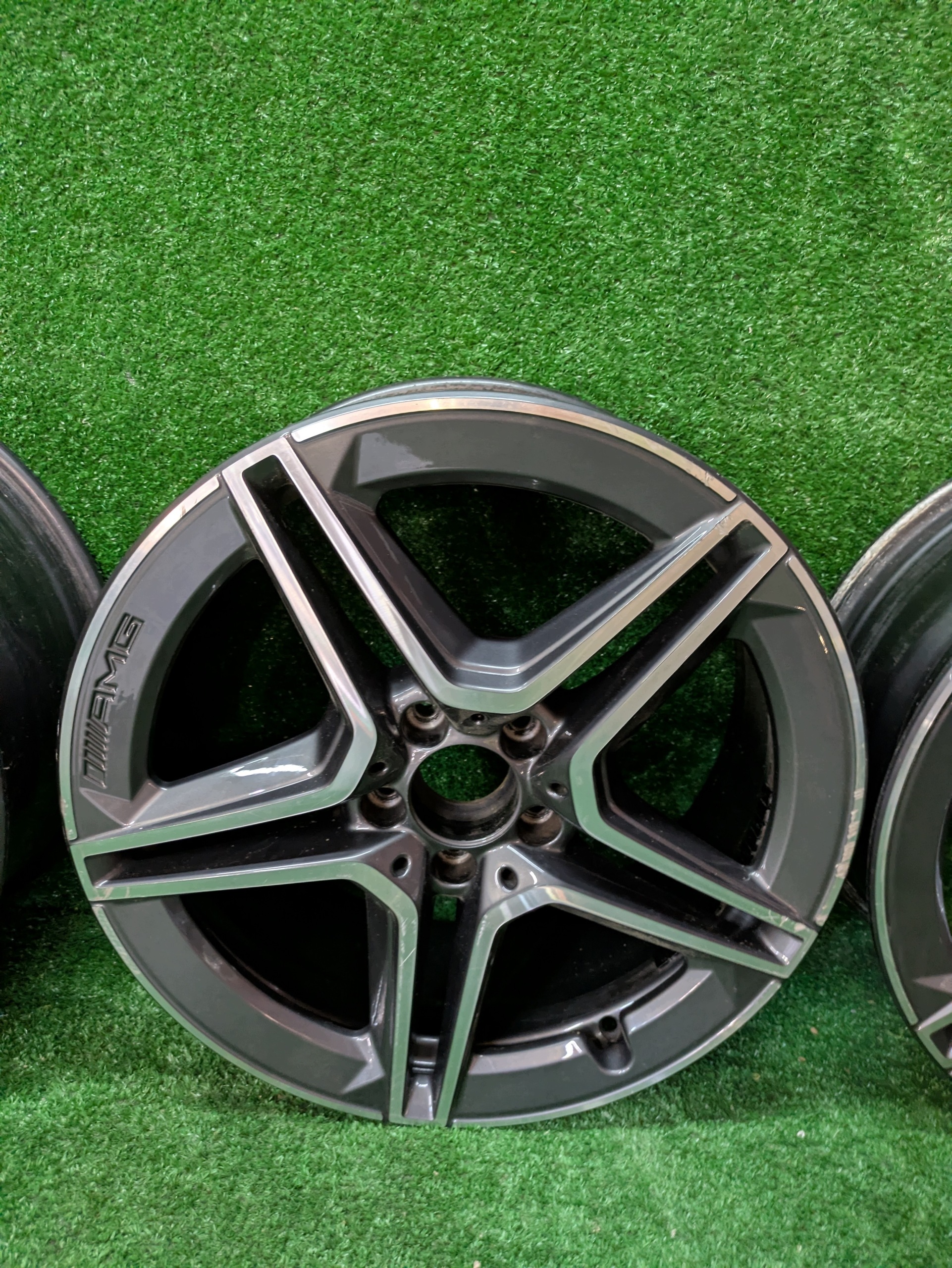disk disk hliníkový MERCEDES 19" x 8J ET38 GLC W253 AMG NR.F324