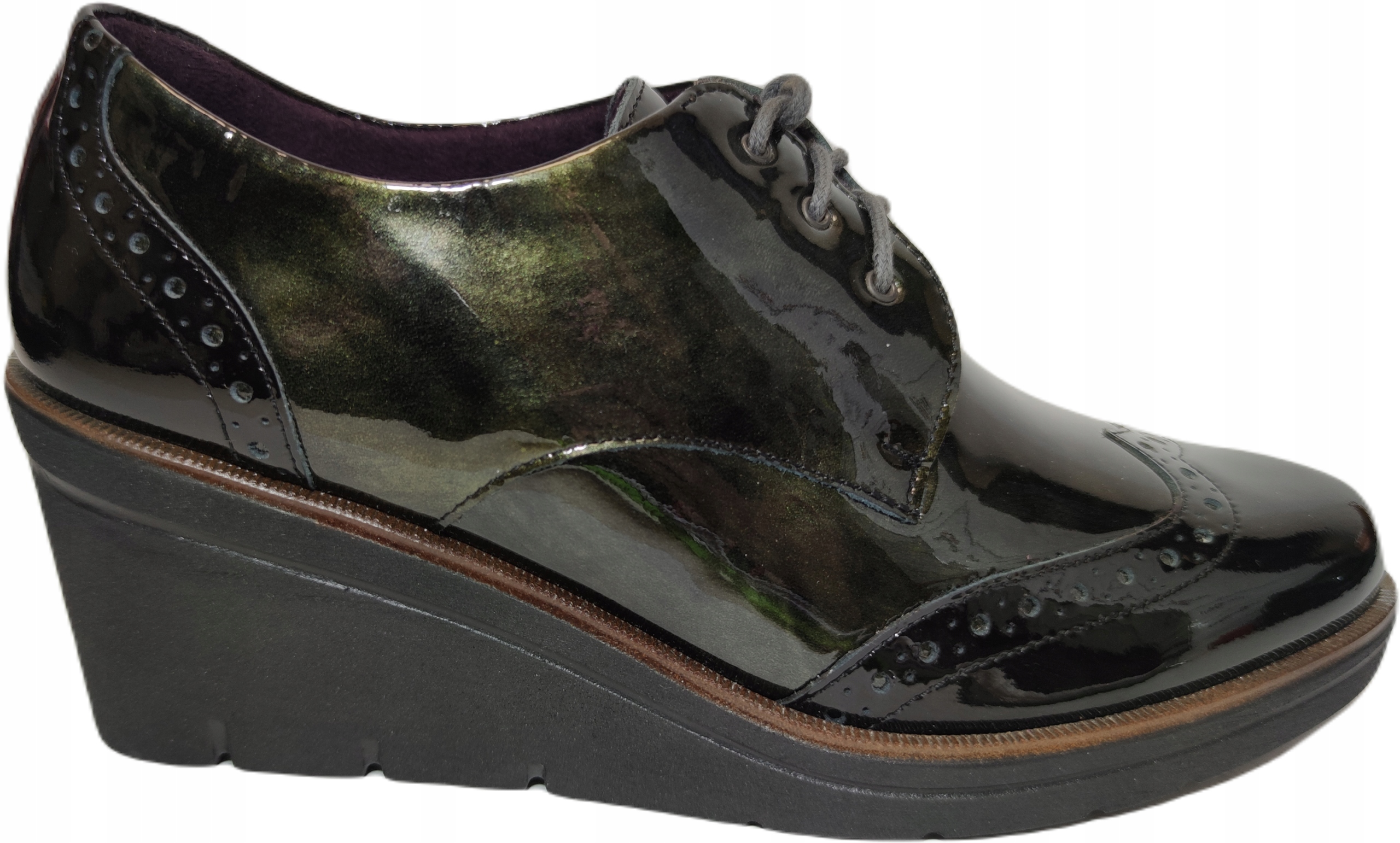 Polobotky na koturnu lak Pitillos 2813 r40