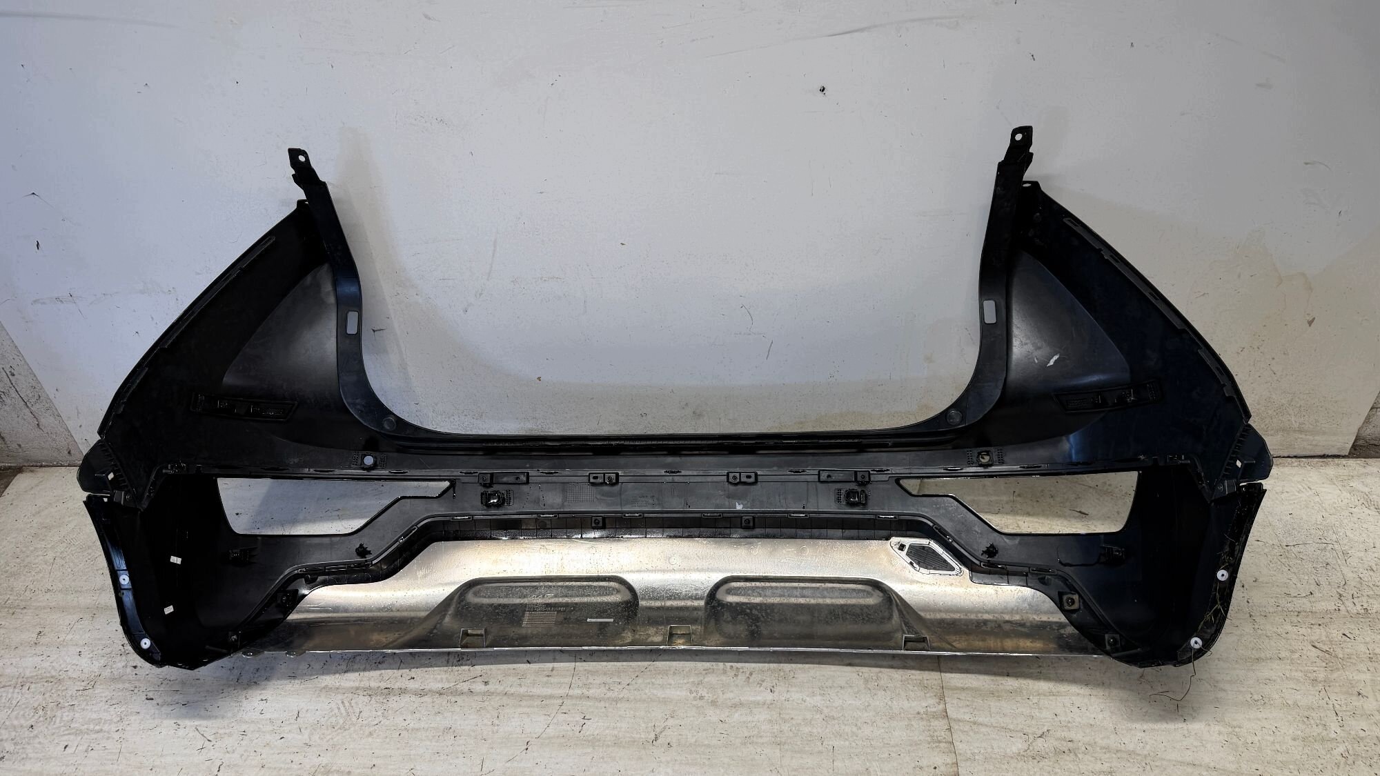 KIA NIRO II bumper rear part rear PDC 22-24 nice