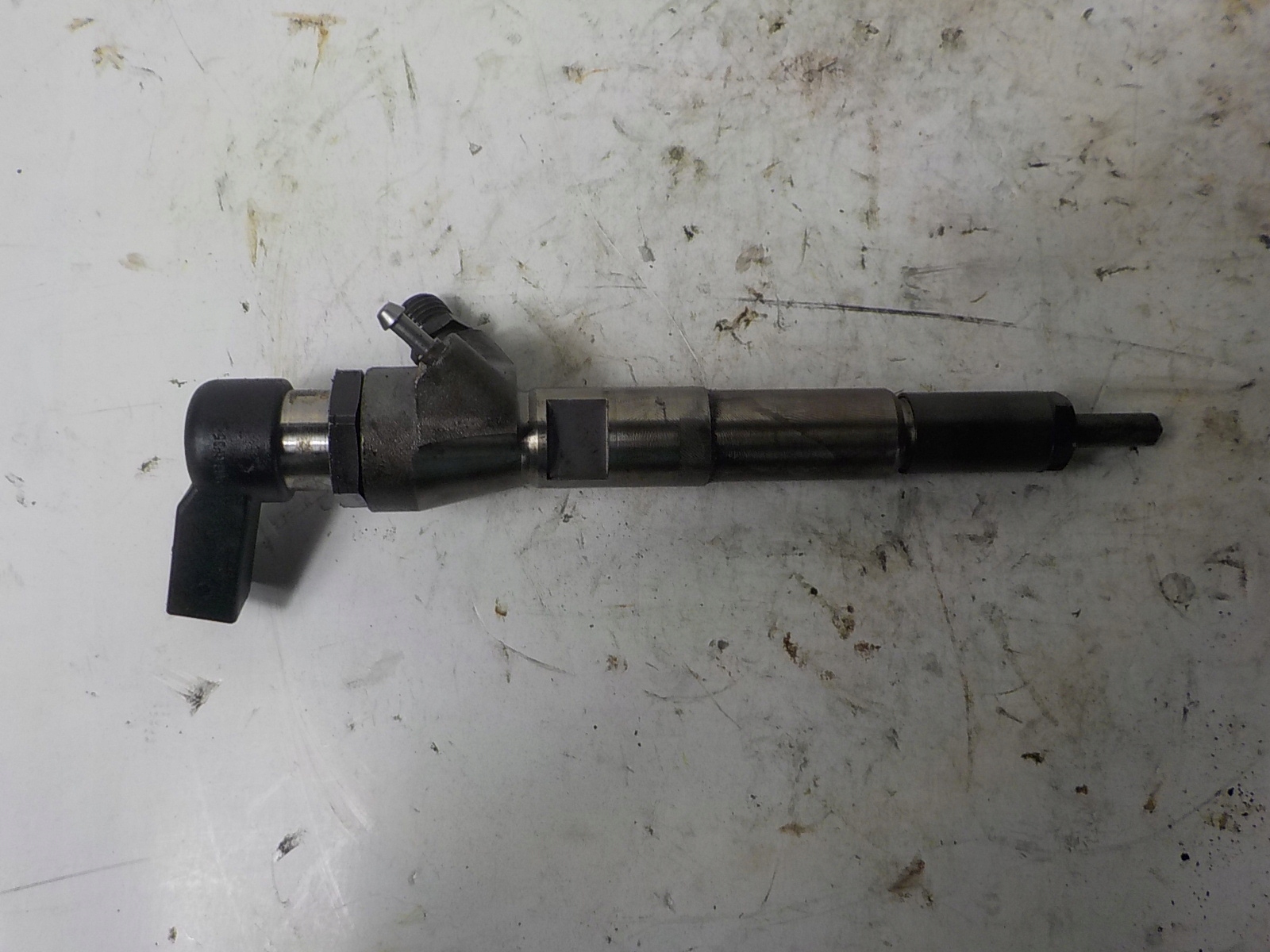 RENAULT CLIO III injector H8200704191 1.5 DCI CONTINENTAL
