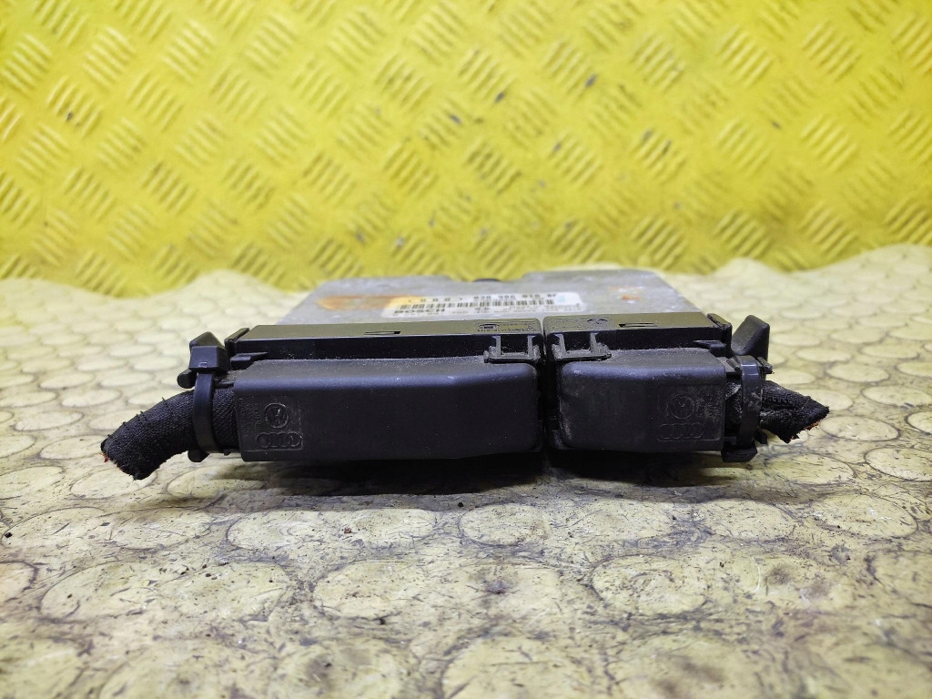 AUDI A4 B5 control unit of the engine 0281001765