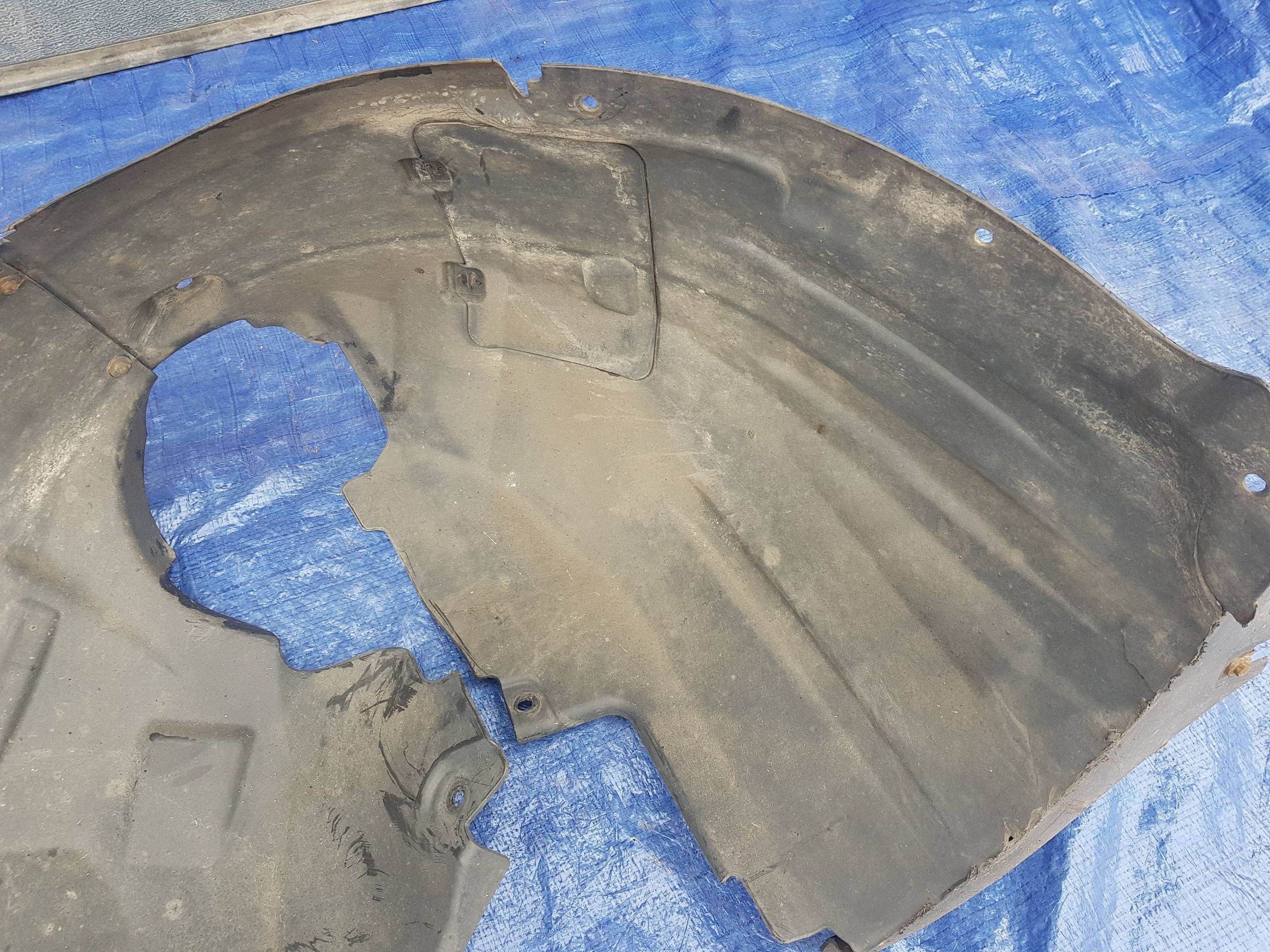 mudguard right front MERCEDES W251 R KLASA LIFT 2518802805