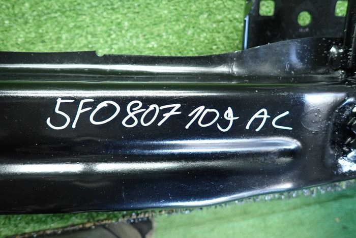 SEAT LEON III 13-17 sider bumper front front
