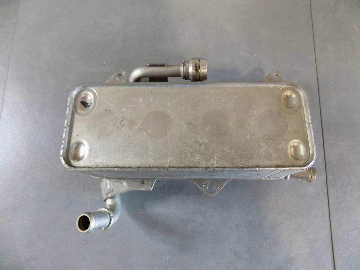 AUDI S8 A8 D4 oil cooler 4H0317021H