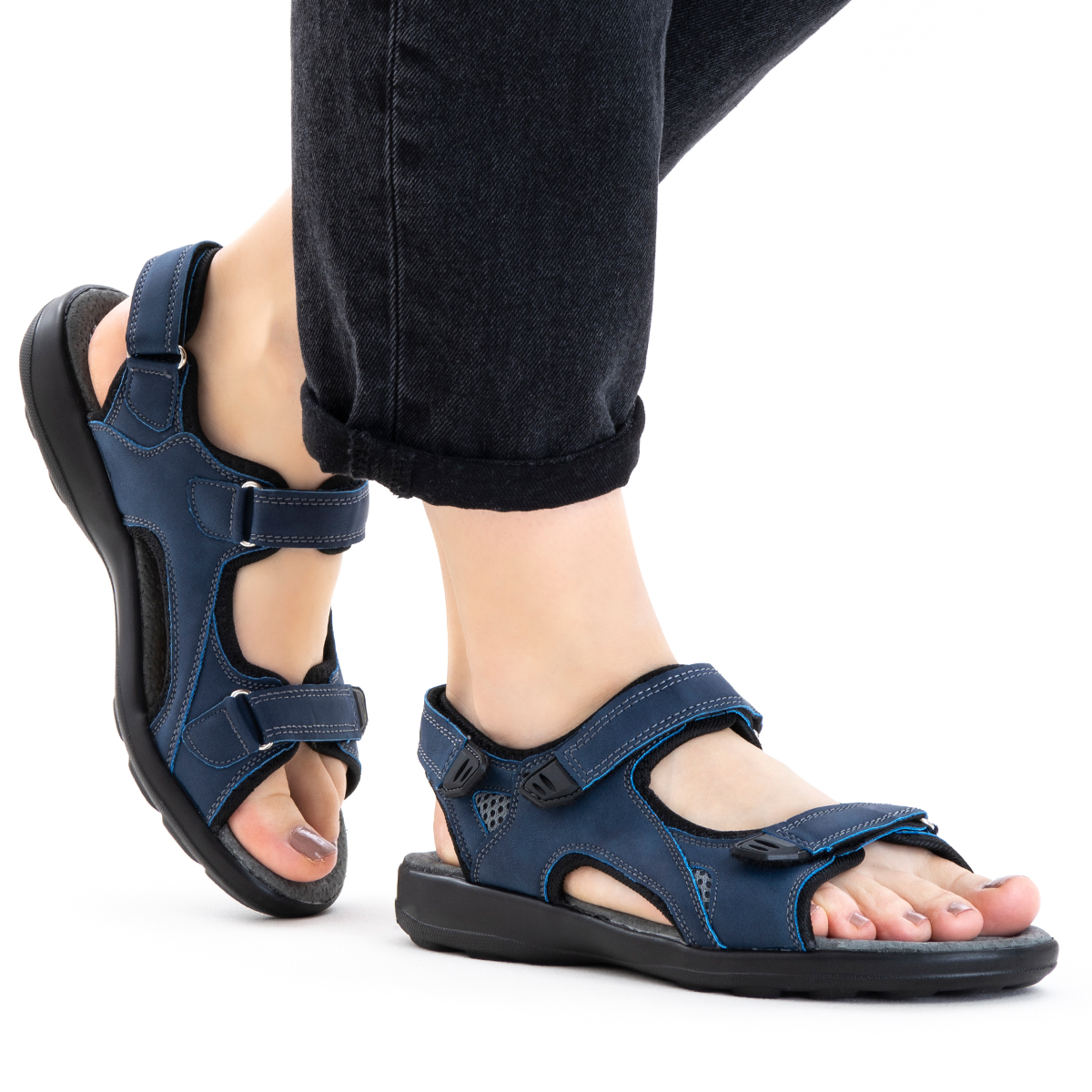 Sportovní sandály s koženou stélkou, ploché, lehké, na suchý zip, pohodlné a měkké Wojtyłko 36