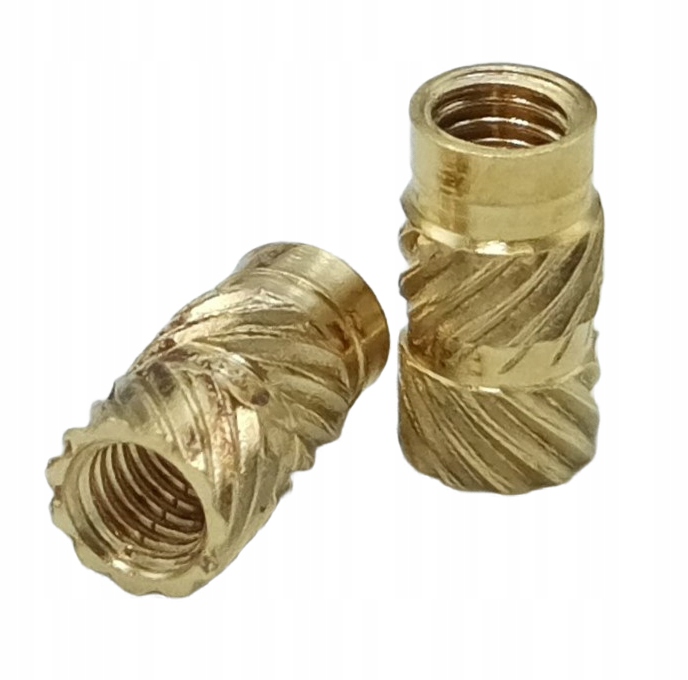 Insert wkładka gwintowana M4 x 12mm (D6) 50 szt.