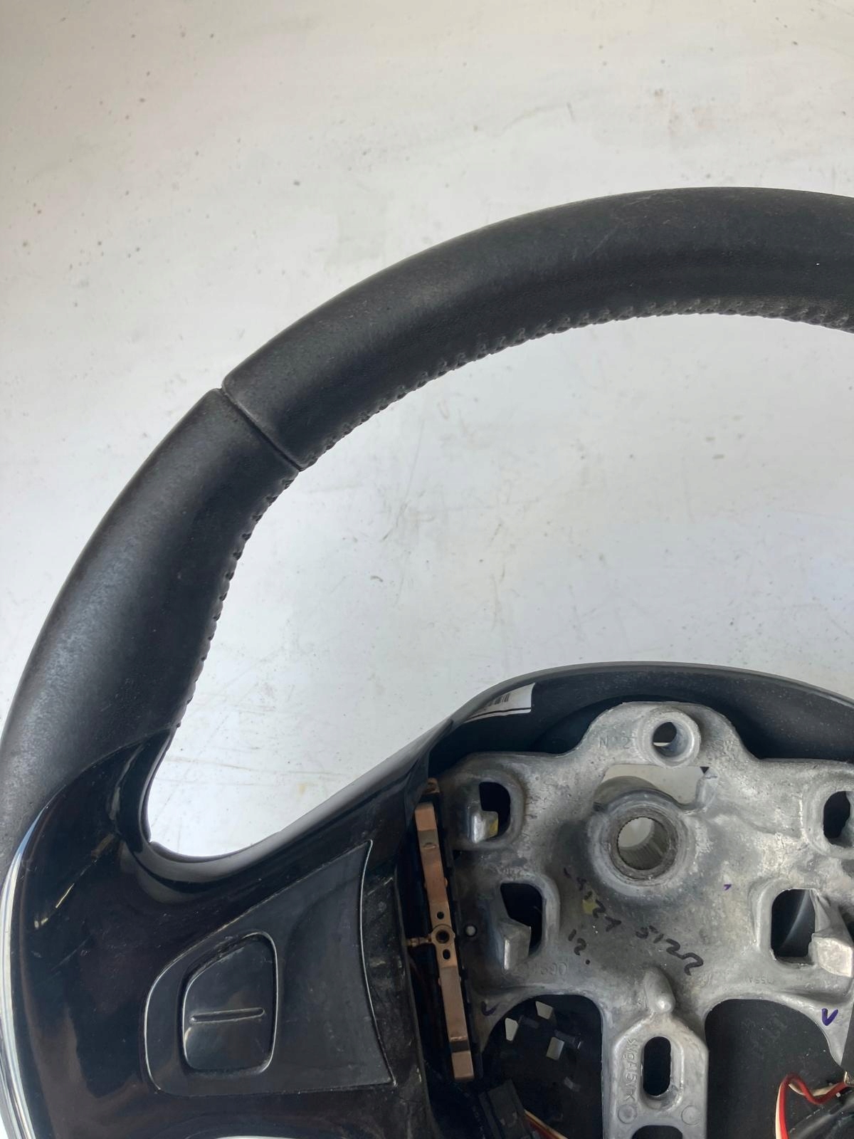 lenkrad Leder MULTIFUNKCJA RENAULT CLIO IV 985105453R