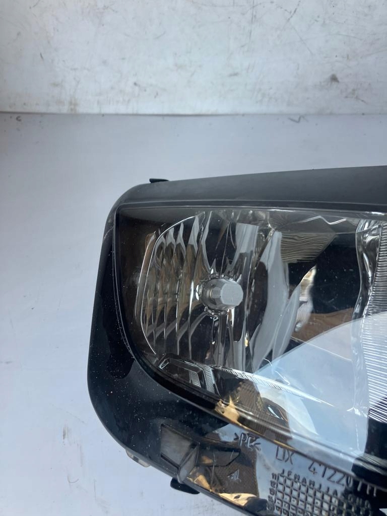 light right front C4 GRAND PICASSO II 9677217280